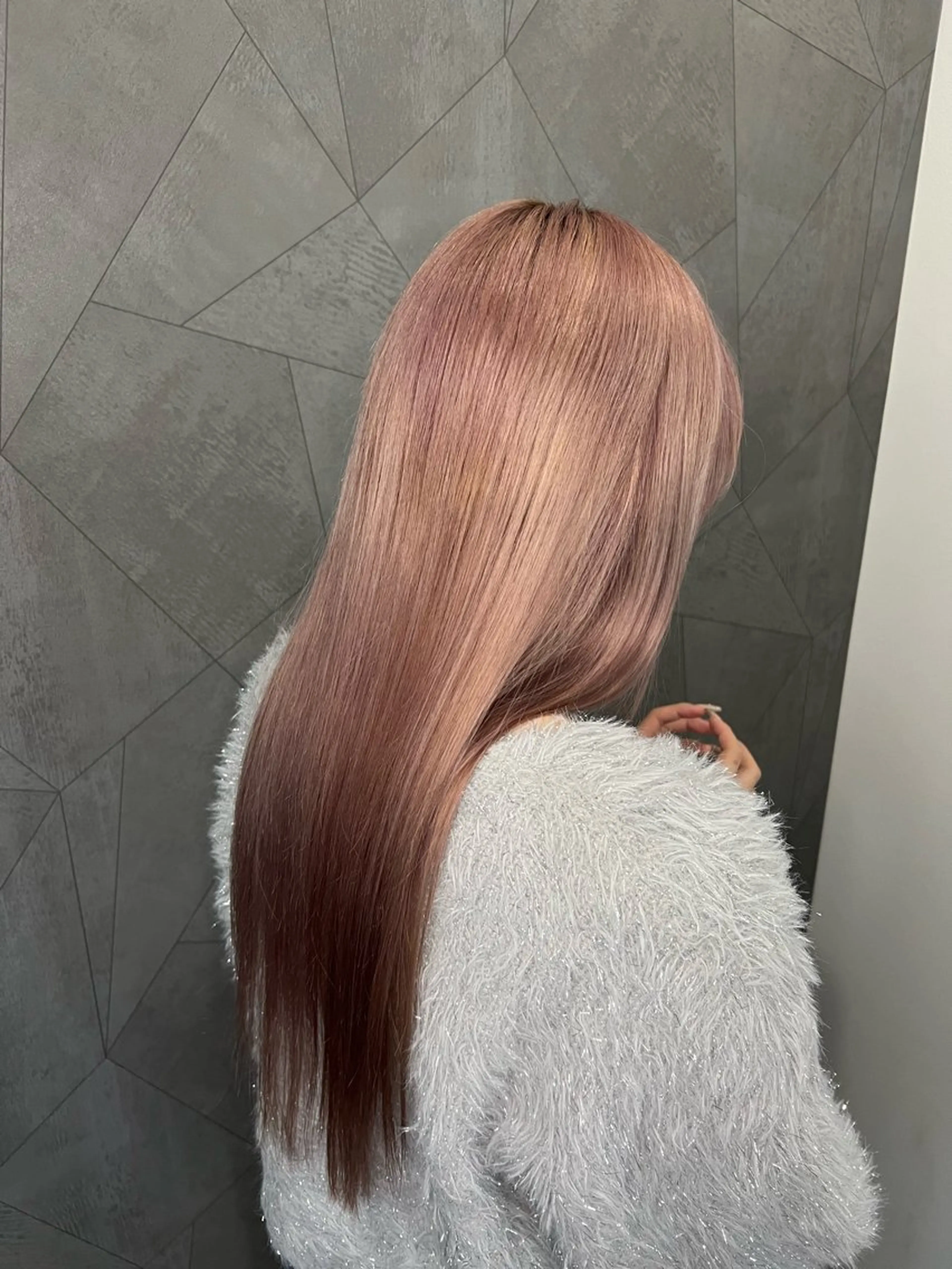 ロング カラー 髪質改善&ハイトーンカラー BALE所属・Hikaru Memelu 中津店のマツエク・マツパデザイン