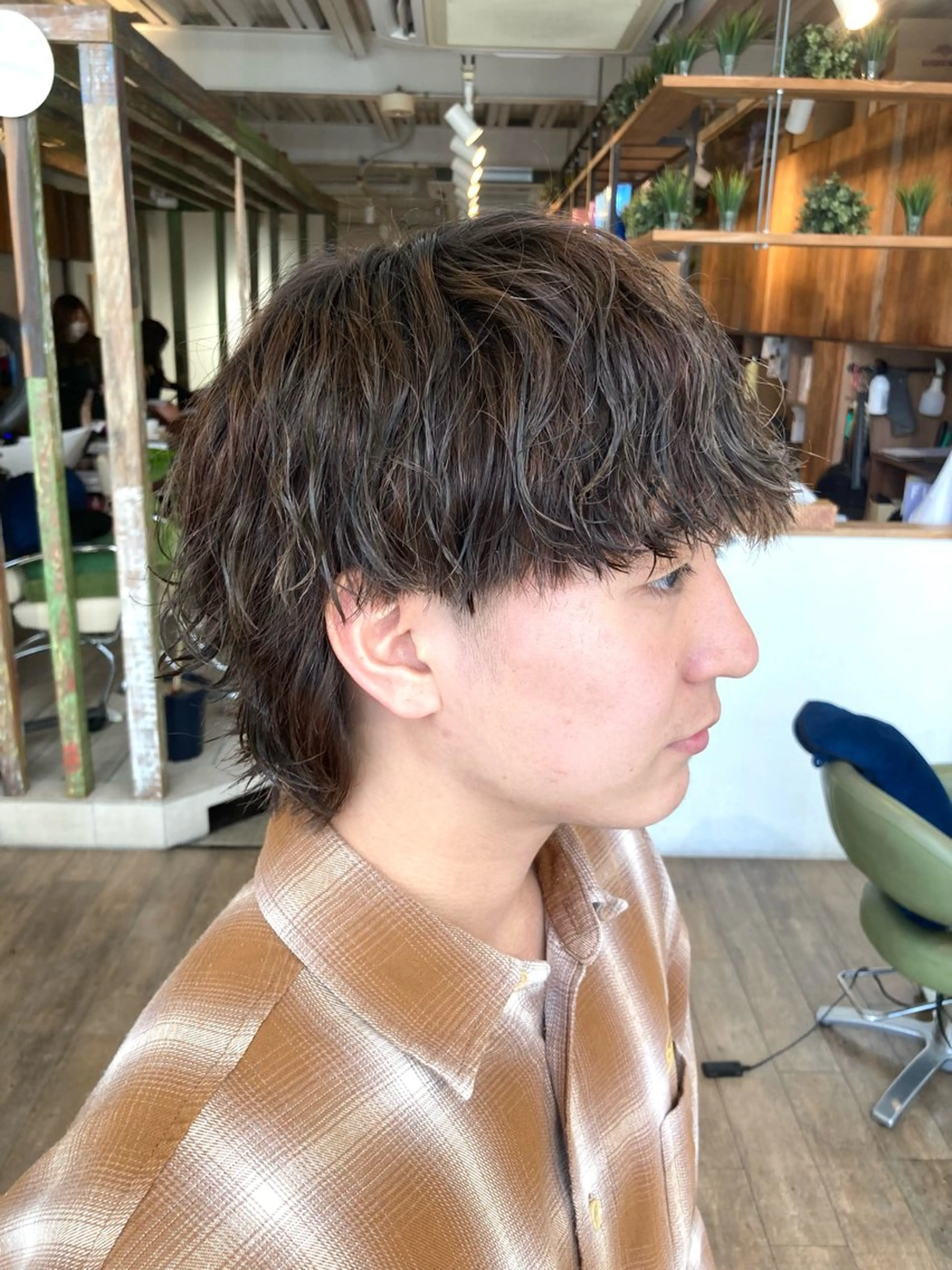 パーマ メンズ メンズパーマ 波巻きパーマ メンズウルフカット ウルフカット salon MISAHIのエステ・リラクイメージ