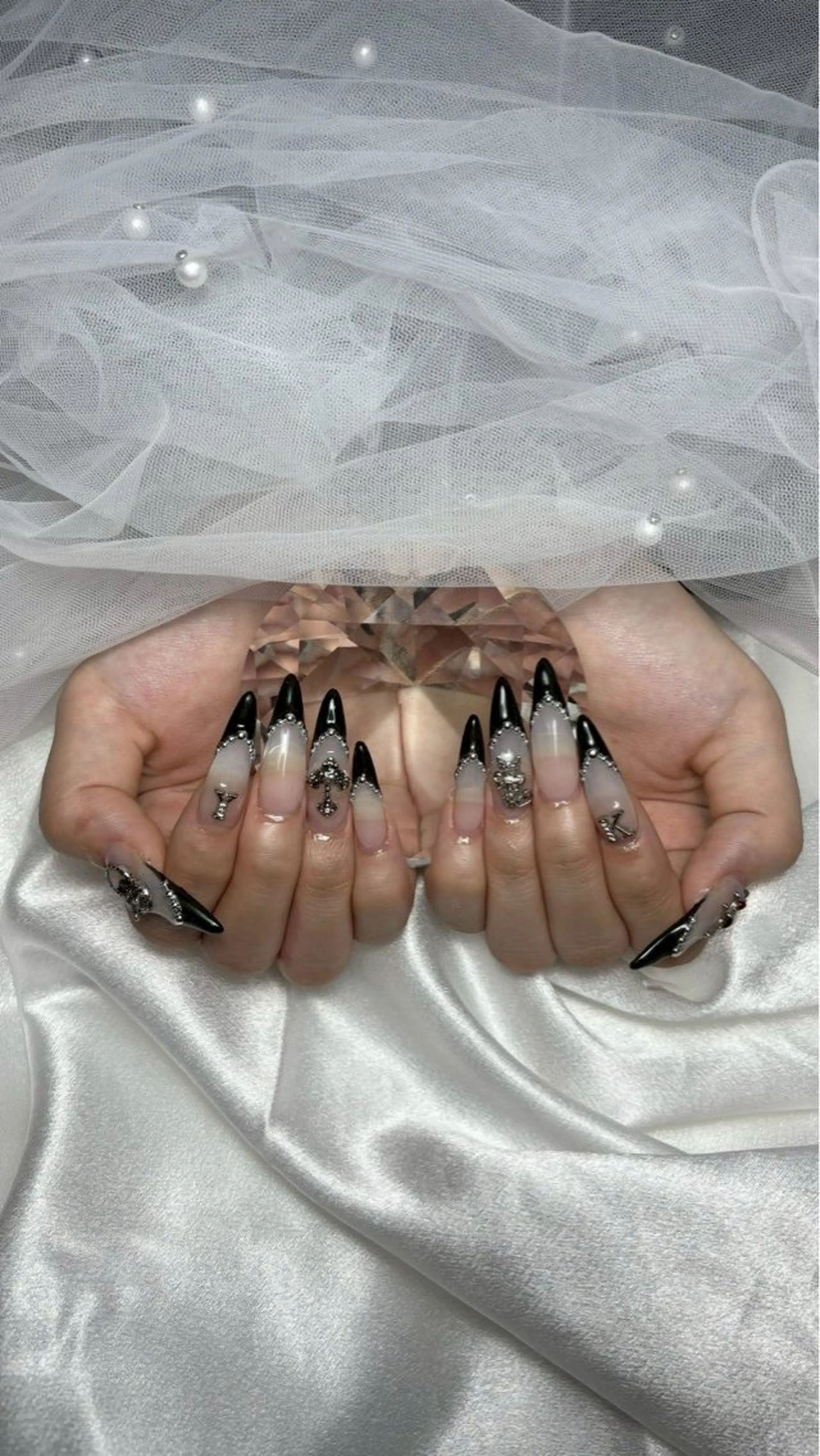 ネイル ハンドネイル Yuna ⟡.·*.のネイルデザイン