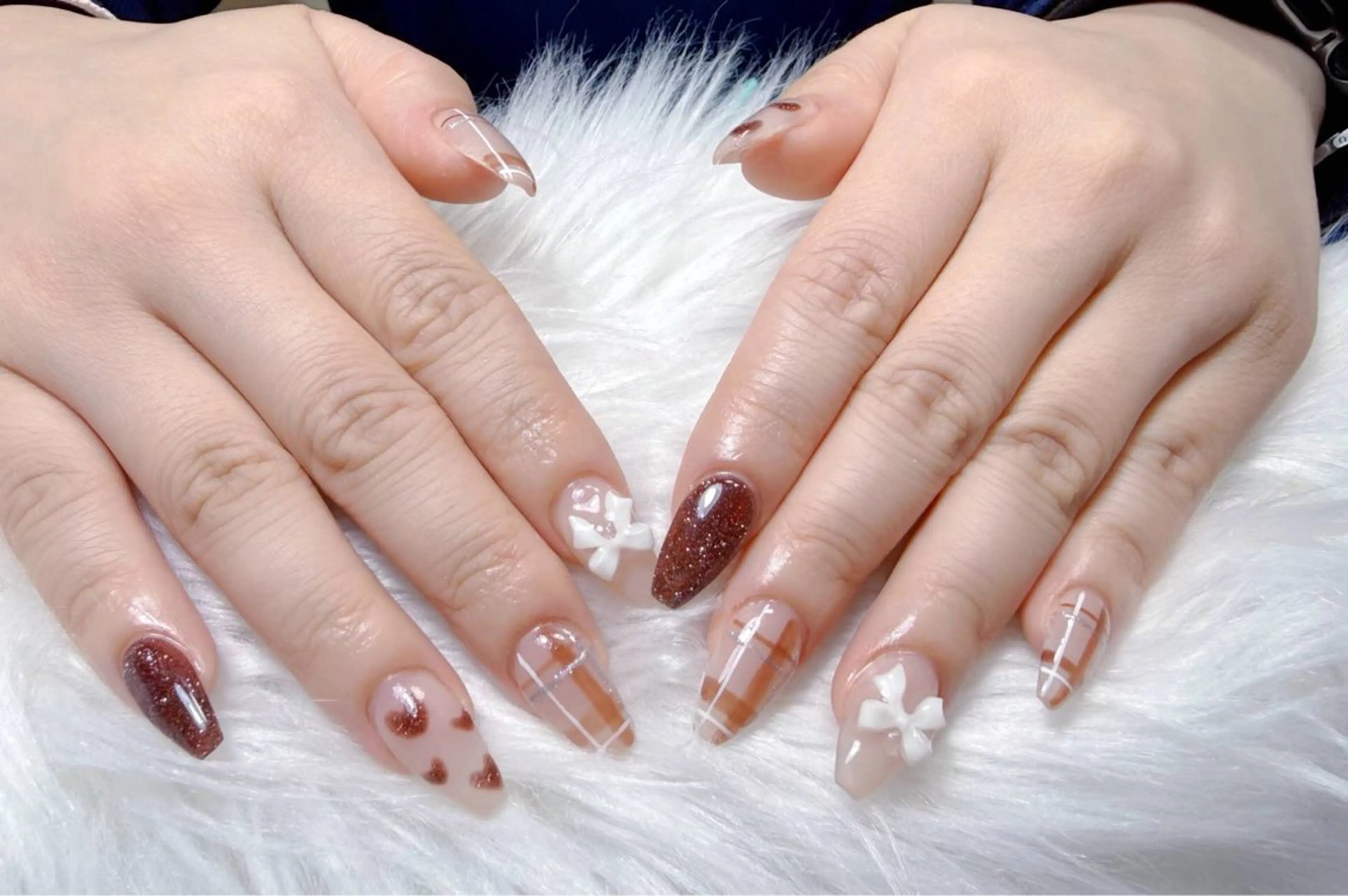 ネイル 小島 阿佑美のネイルデザイン