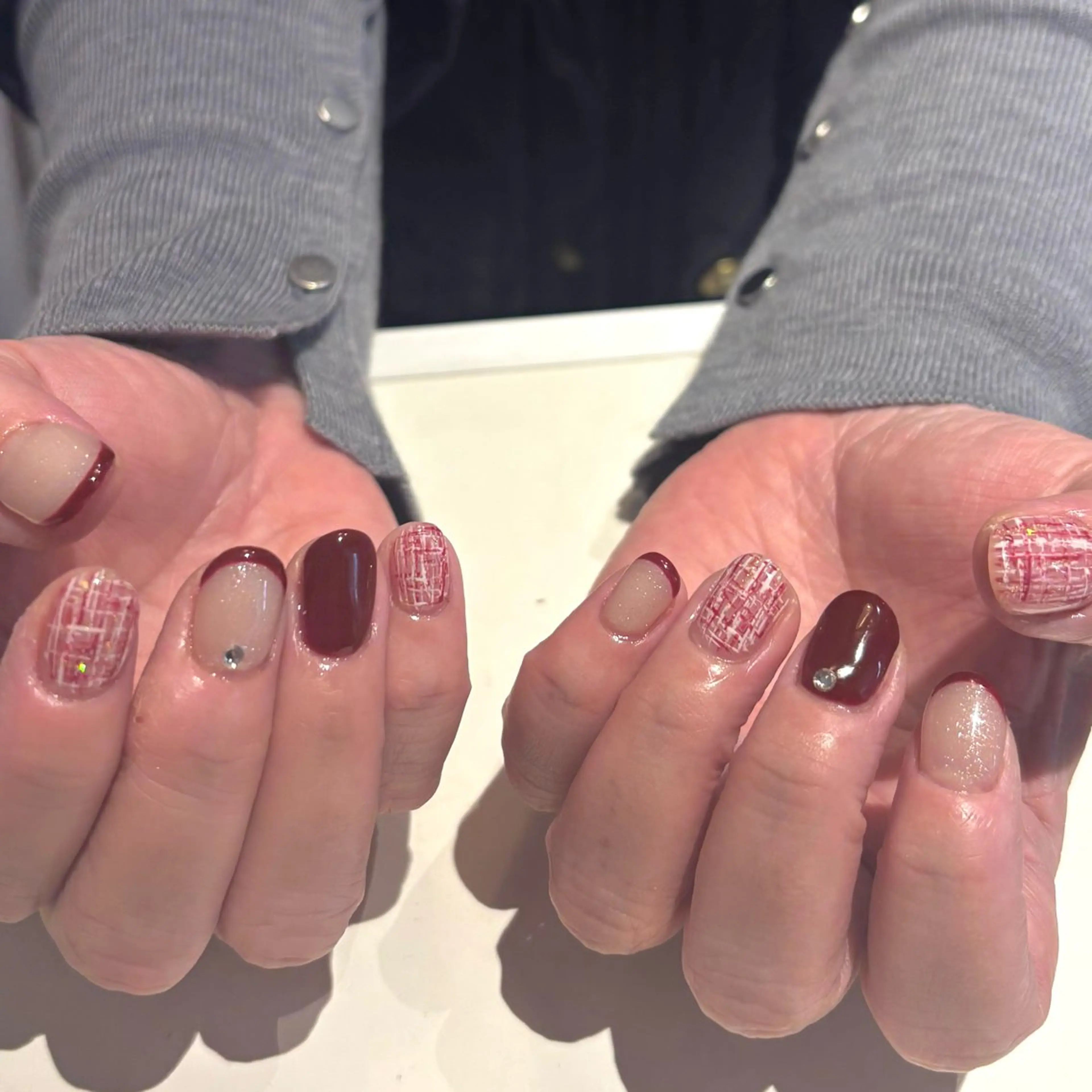 ネイル ハンドネイル 石川 萌香のネイルデザイン