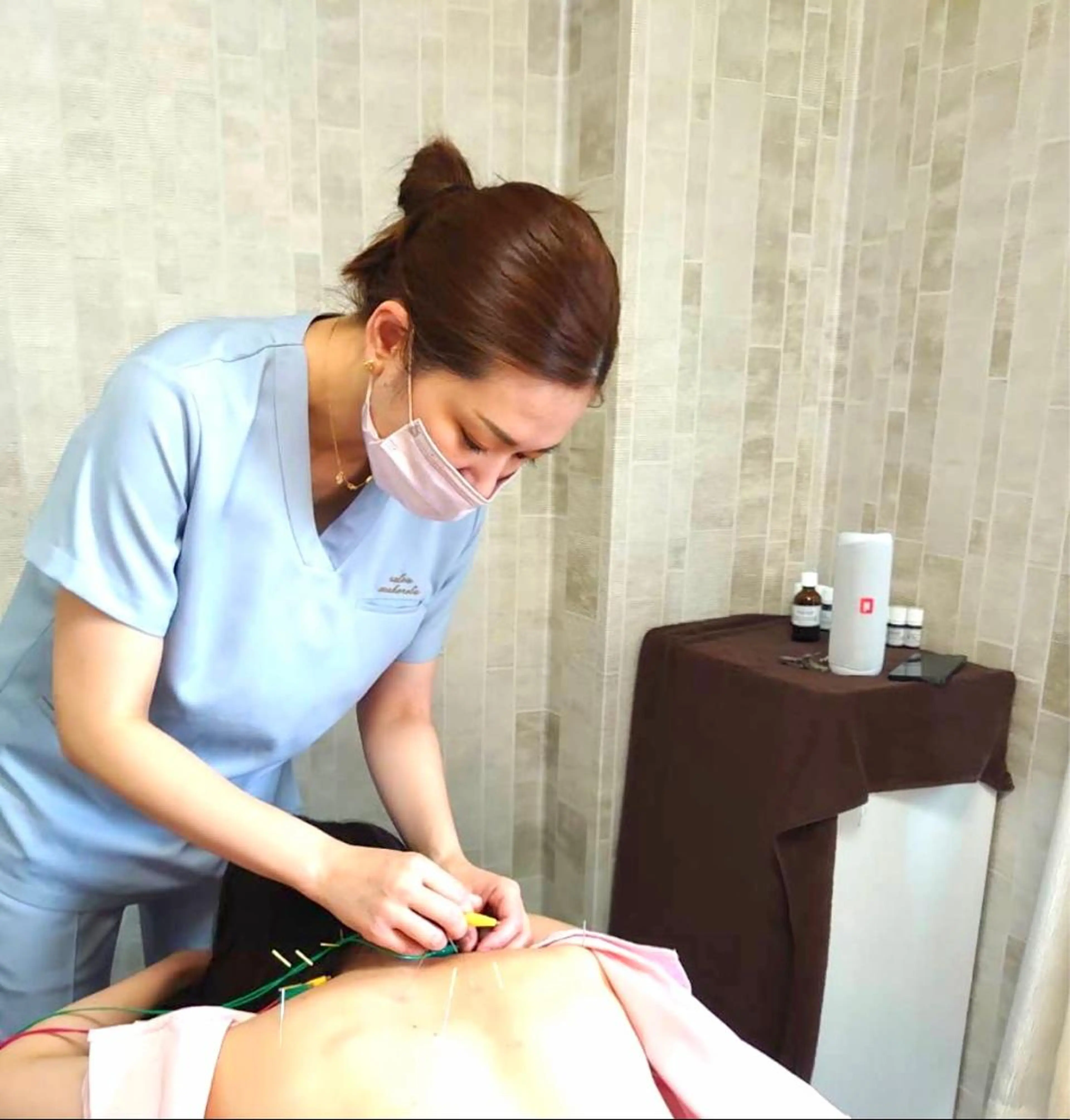 美容鍼灸サロン mahoroba院長のエステ・リラクイメージ