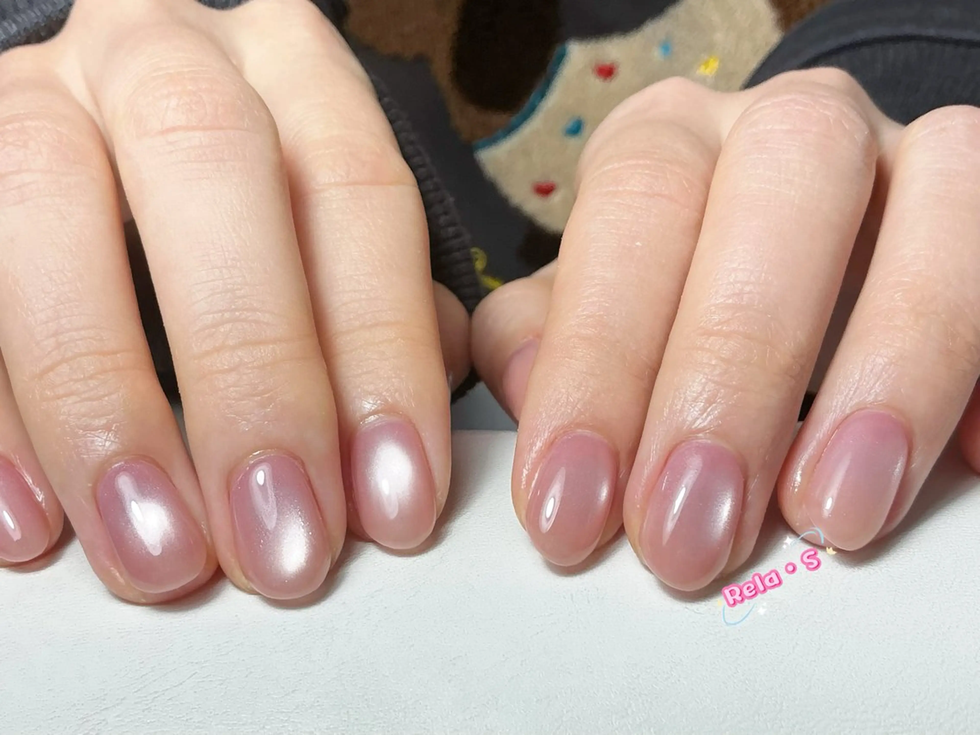 ネイル オーロラネイル 長さ出し フレンチネイル ジェルネイル ガラスフレンチ ハンドネイル Rela・S NAILのネイルデザイン