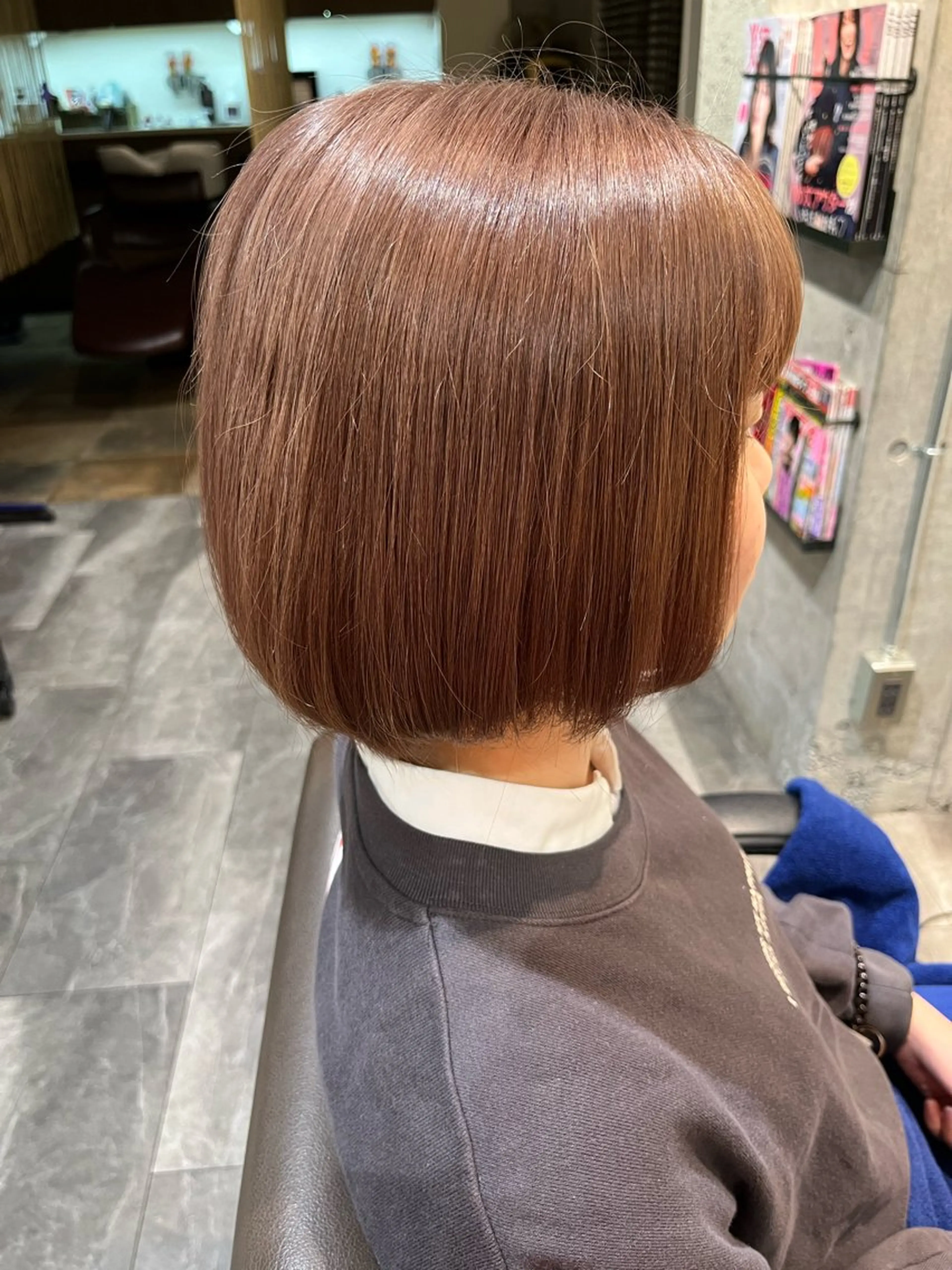 ショート カラー ベージュカラー ブリーチ ハイトーンカラー ミルクティーベージュ est   gracieux所属・🔥坂本 リョウ🔥のヘアスタイル