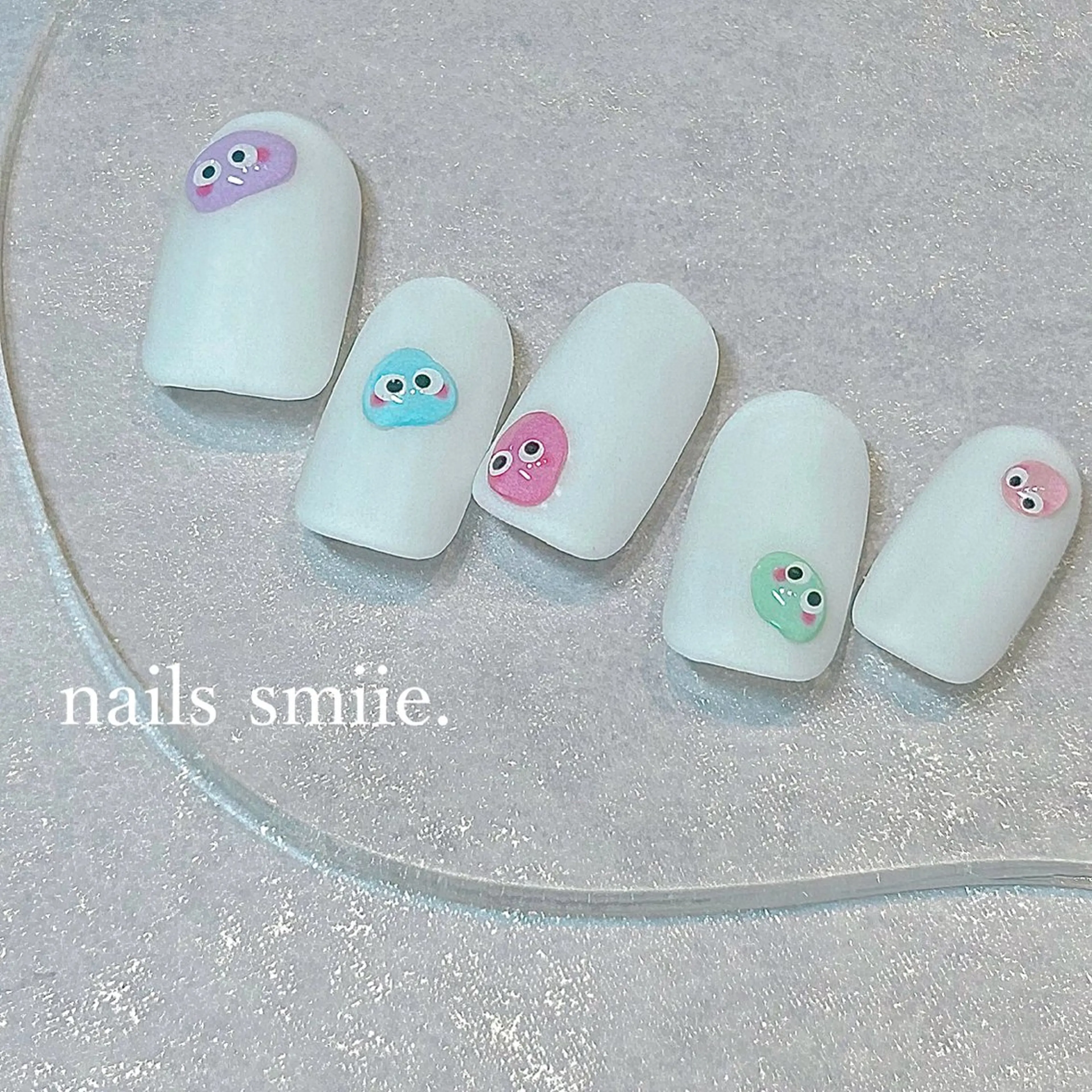 ネイル nails smiie.のネイルデザイン