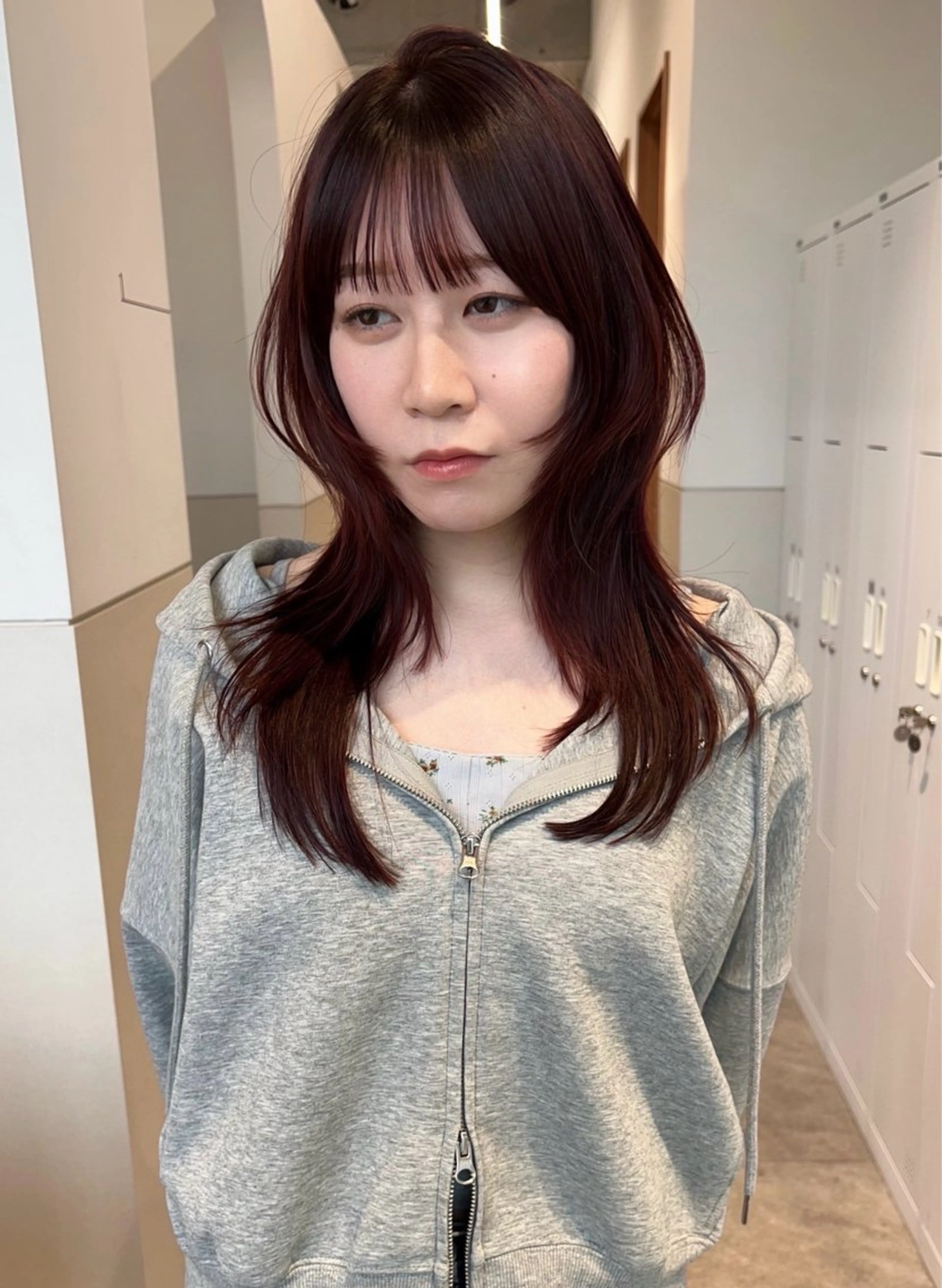 セミロング カラー ブラウンカラー レッドカラー レッドブラウン ハッシュカット カット ヘアカラー トリートメント レイヤーカット🎀 yuiのヘアスタイル