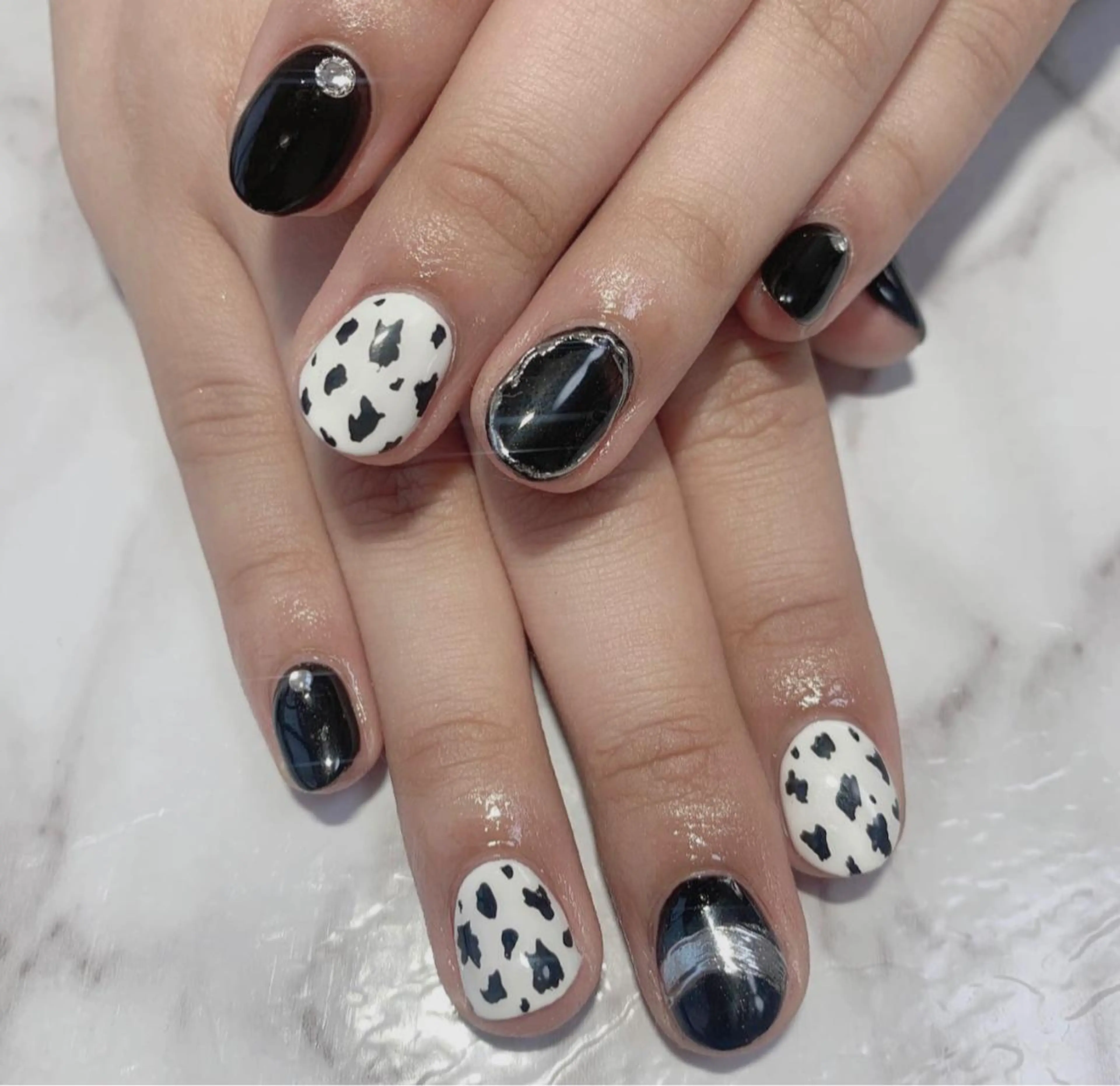 ネイル アニマル柄 Ally's Nailのネイルデザイン