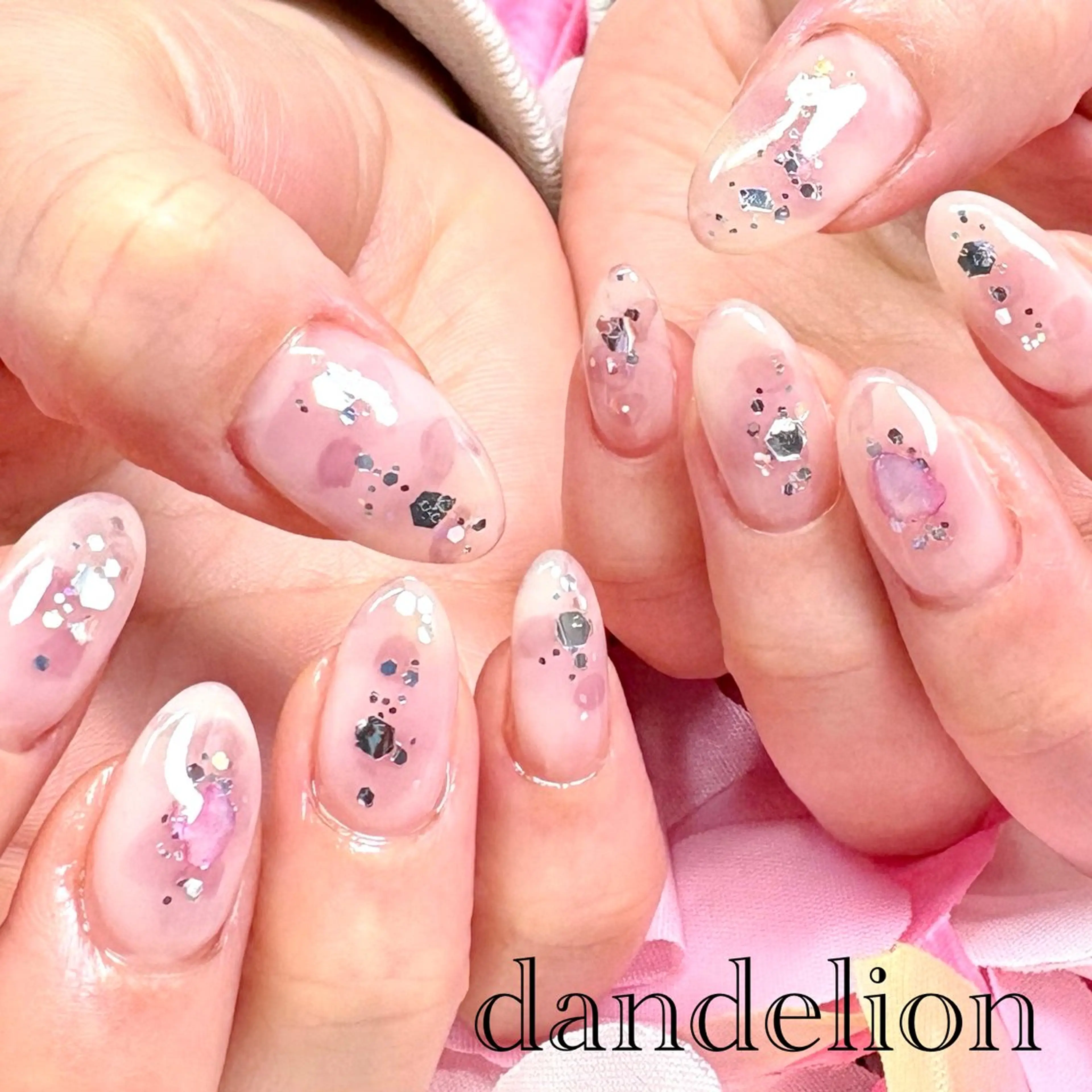 ネイル ハンドネイル ハンドケア dandelion ダンデライオンのネイルデザイン