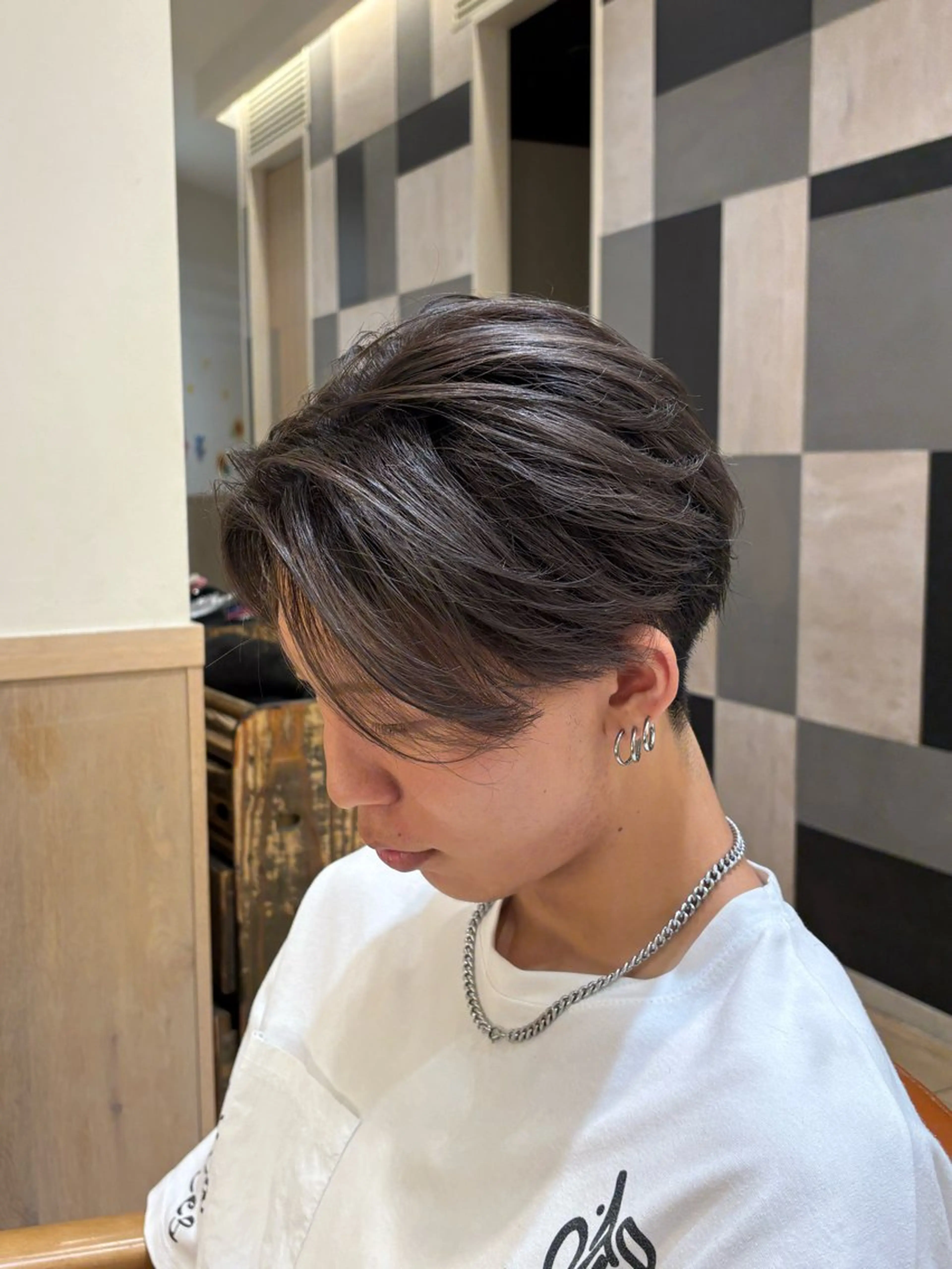 メンズ AIKA／ 新宿のヘアスタイル