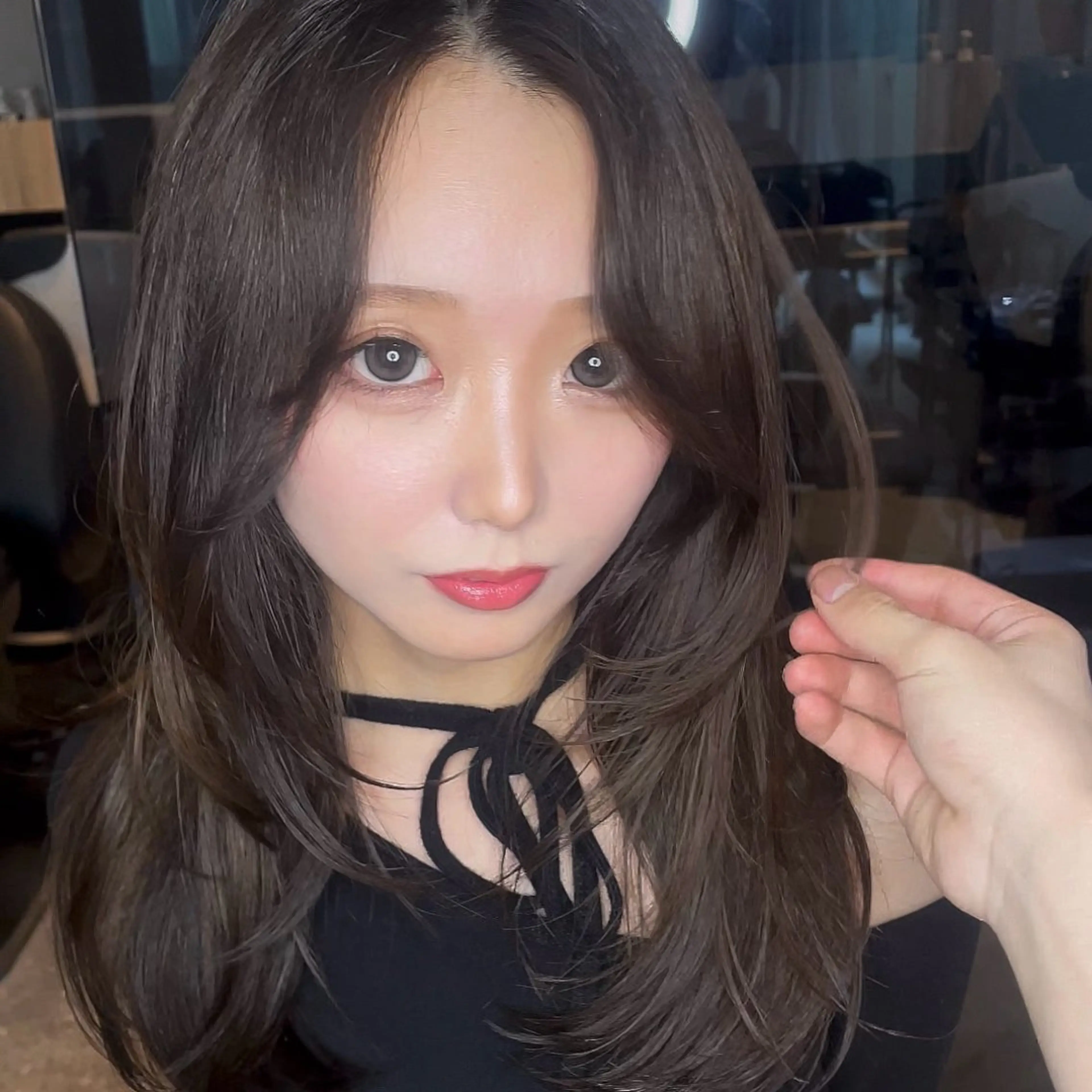 セミロング ケアカラー ハッシュカット ハイレイヤー 髪質改善 韓国風ヘア ハッシュカット🖤 レイヤー/透けカラーのヘアスタイル