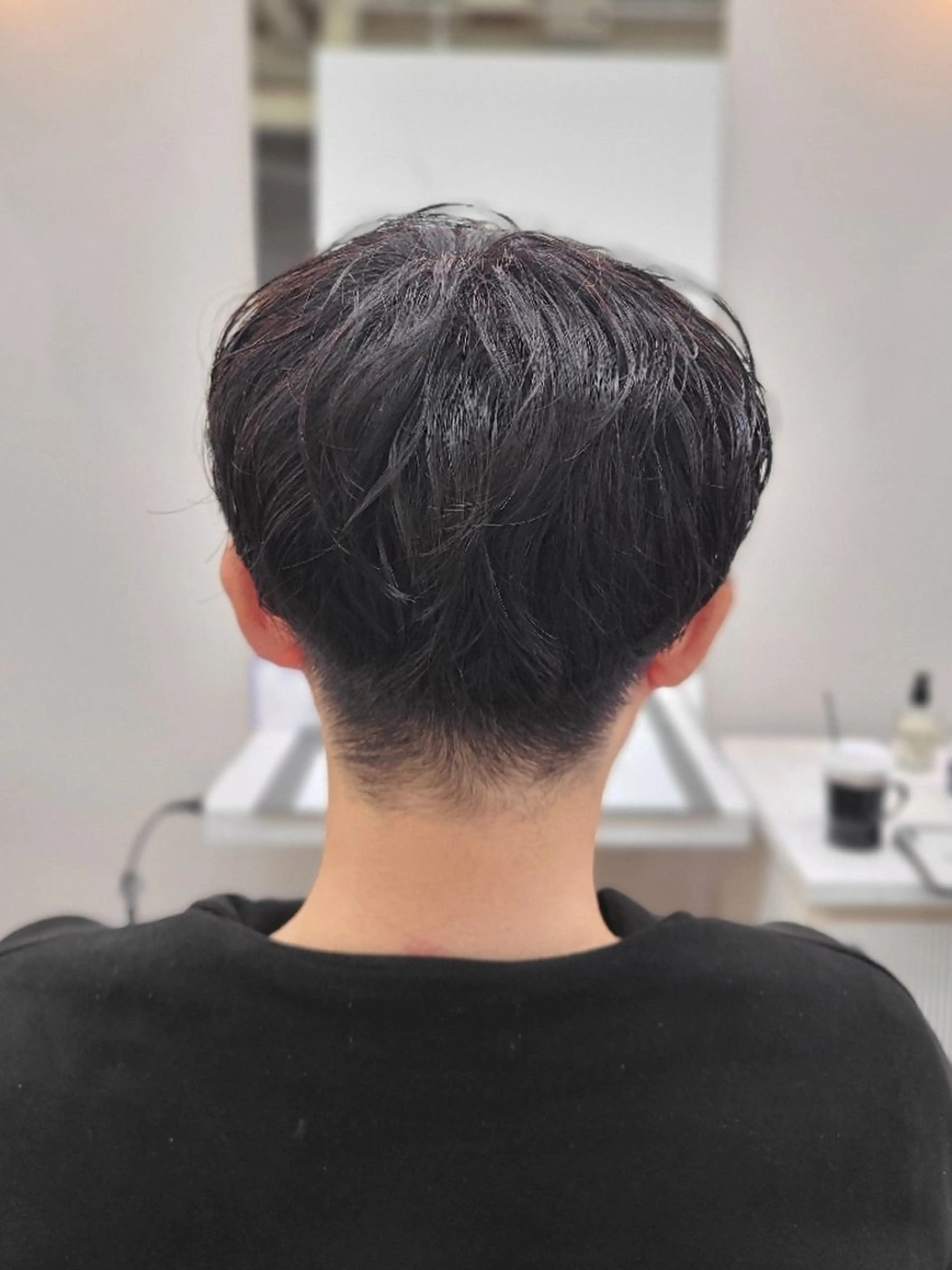 ショート パーマ メンズ メンズパーマ ニュアンスパーマ カット パーマ 桐島 令奈のヘアスタイル