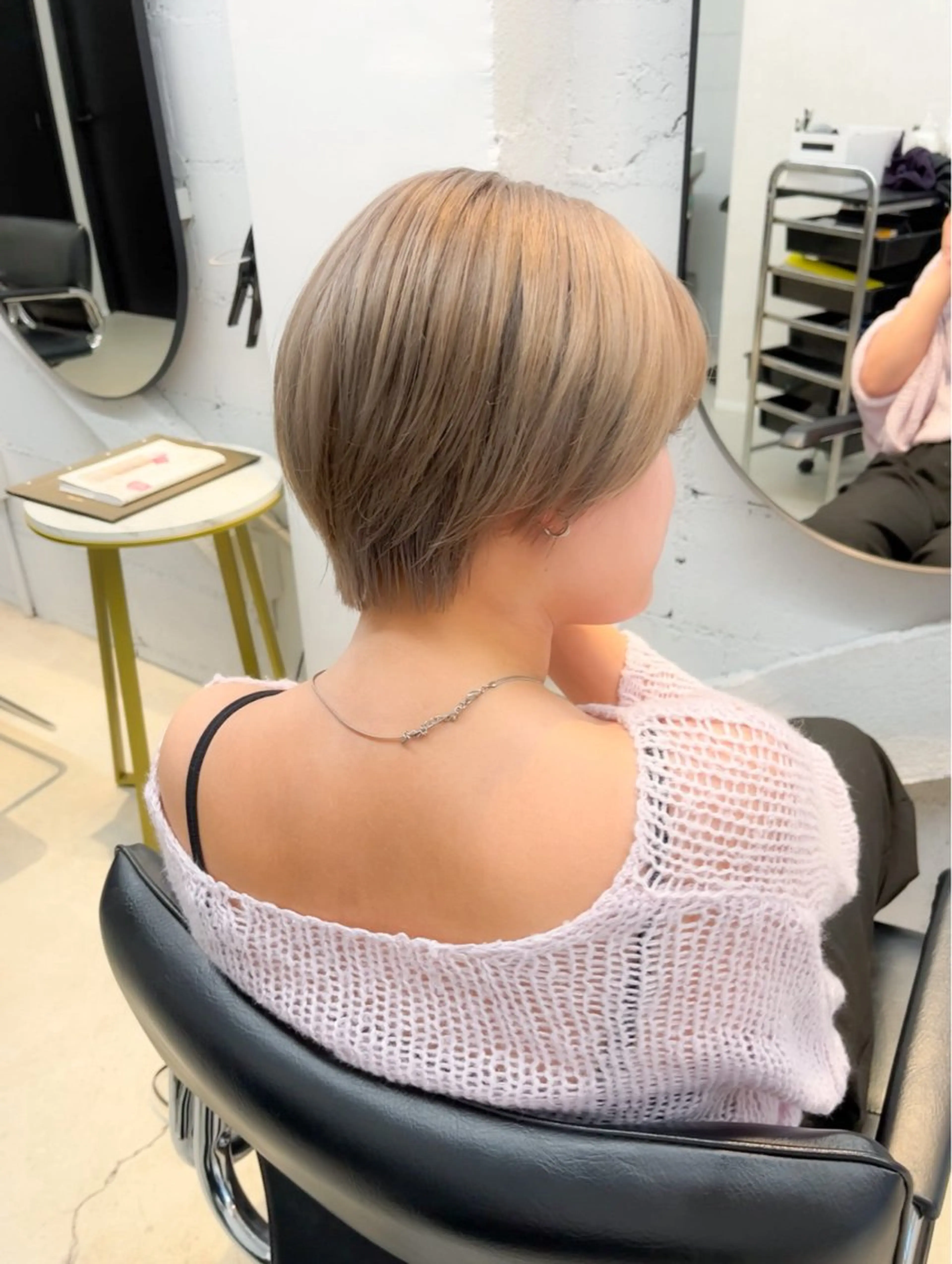 ショート カラー ショートボブ ベージュカラー ホワイトベージュ ボブ ショートヘア FERIA あべの yumeho🍭のヘアスタイル