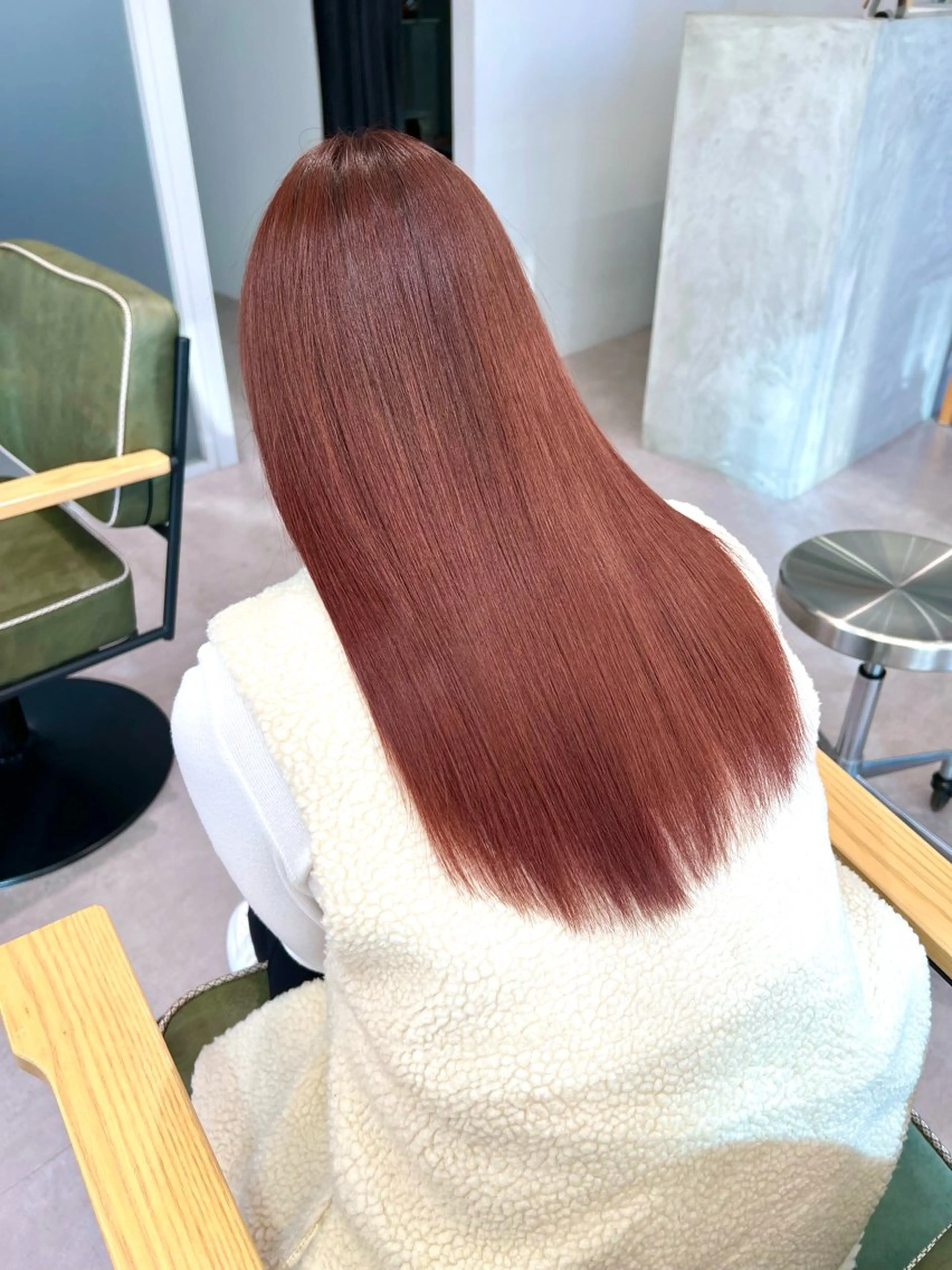 カラー 梅田/ベージュ／ 艶カラー／三宅空翔のヘアスタイル