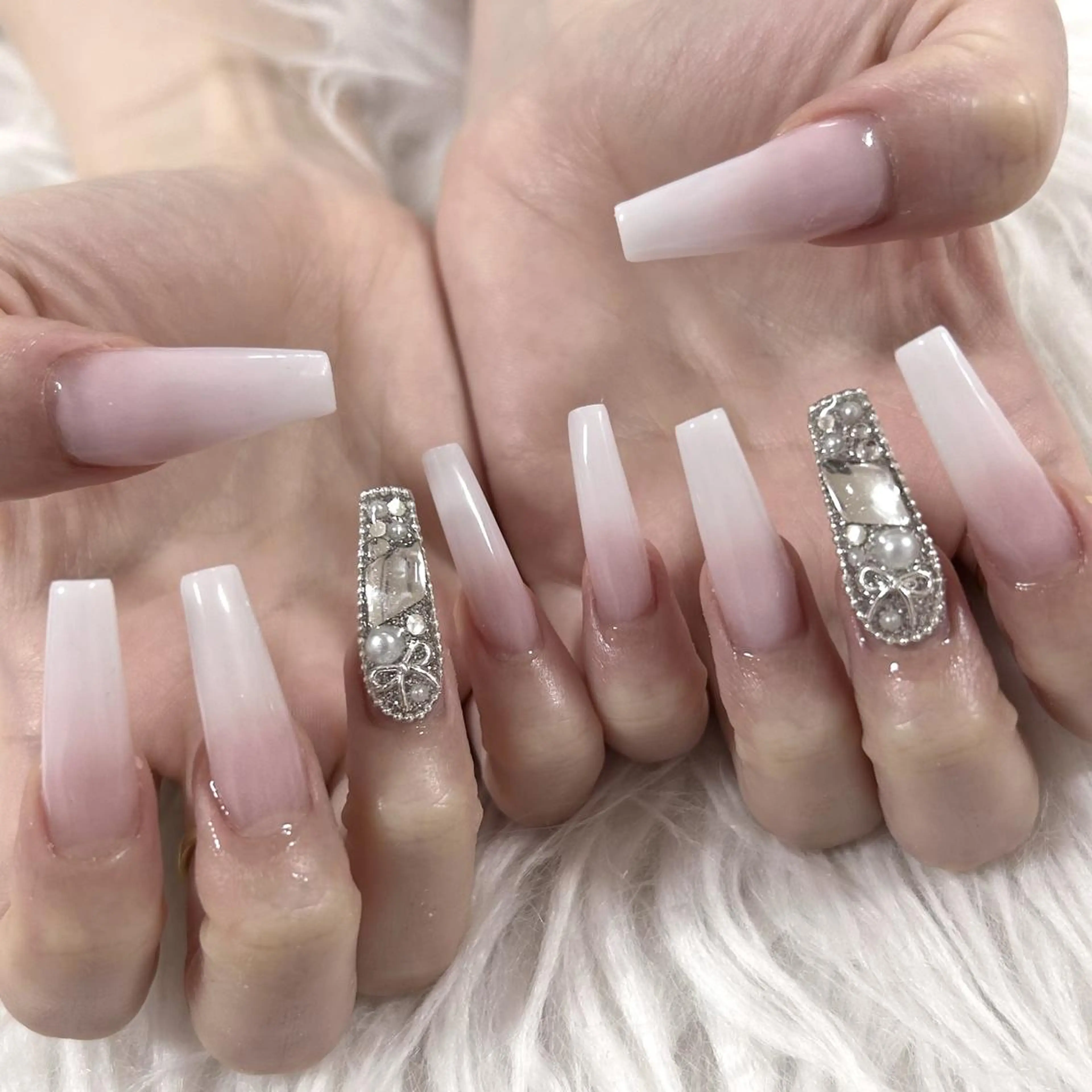 ネイル ２アイ＆ネイルサロン リスブラン銀座新富町のマツエク・マツパデザイン