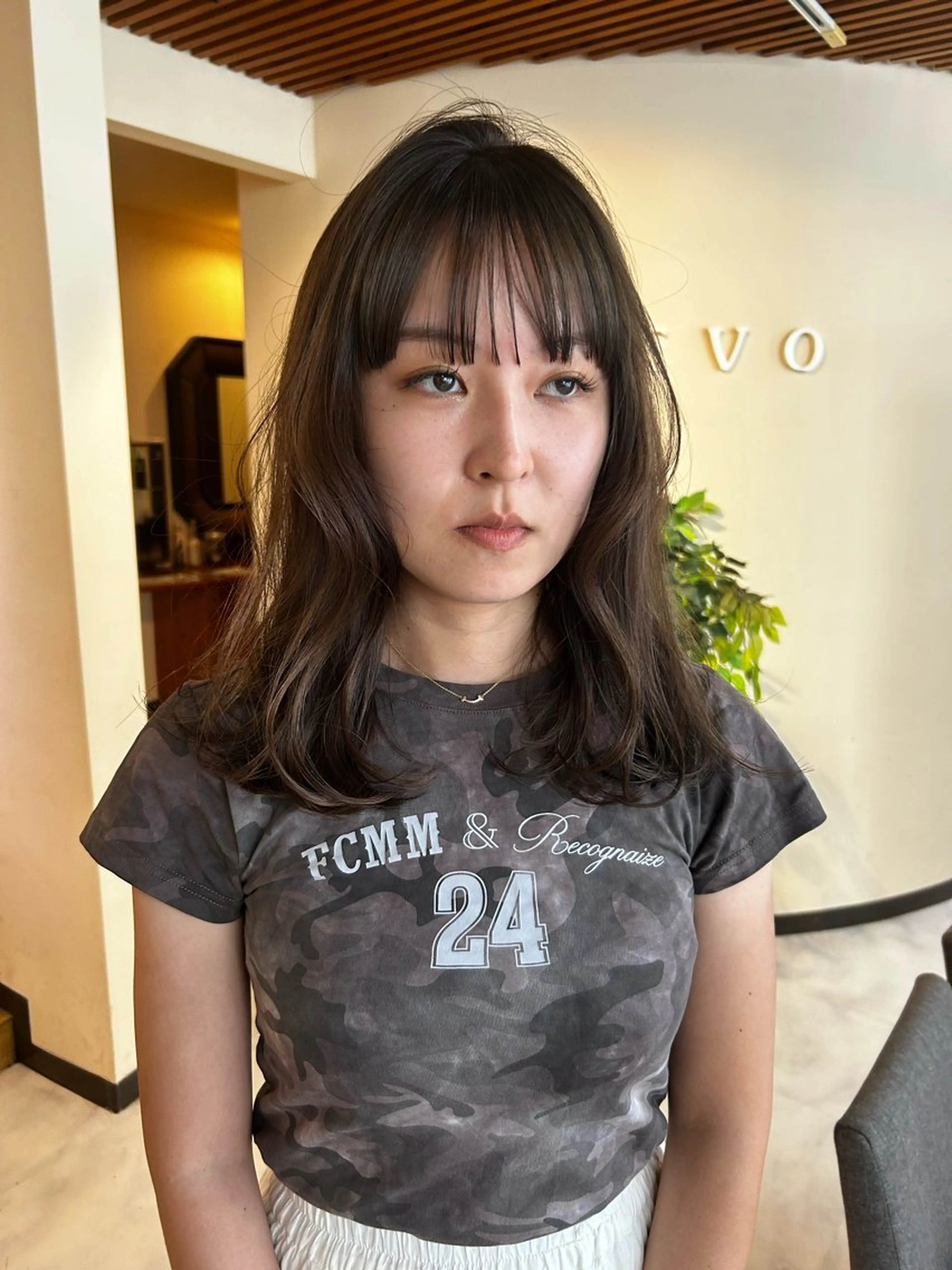 ミディアム カット ヘアカラー トリートメント 透明感/レイヤー/ 武士るな🌿‬のヘアスタイル