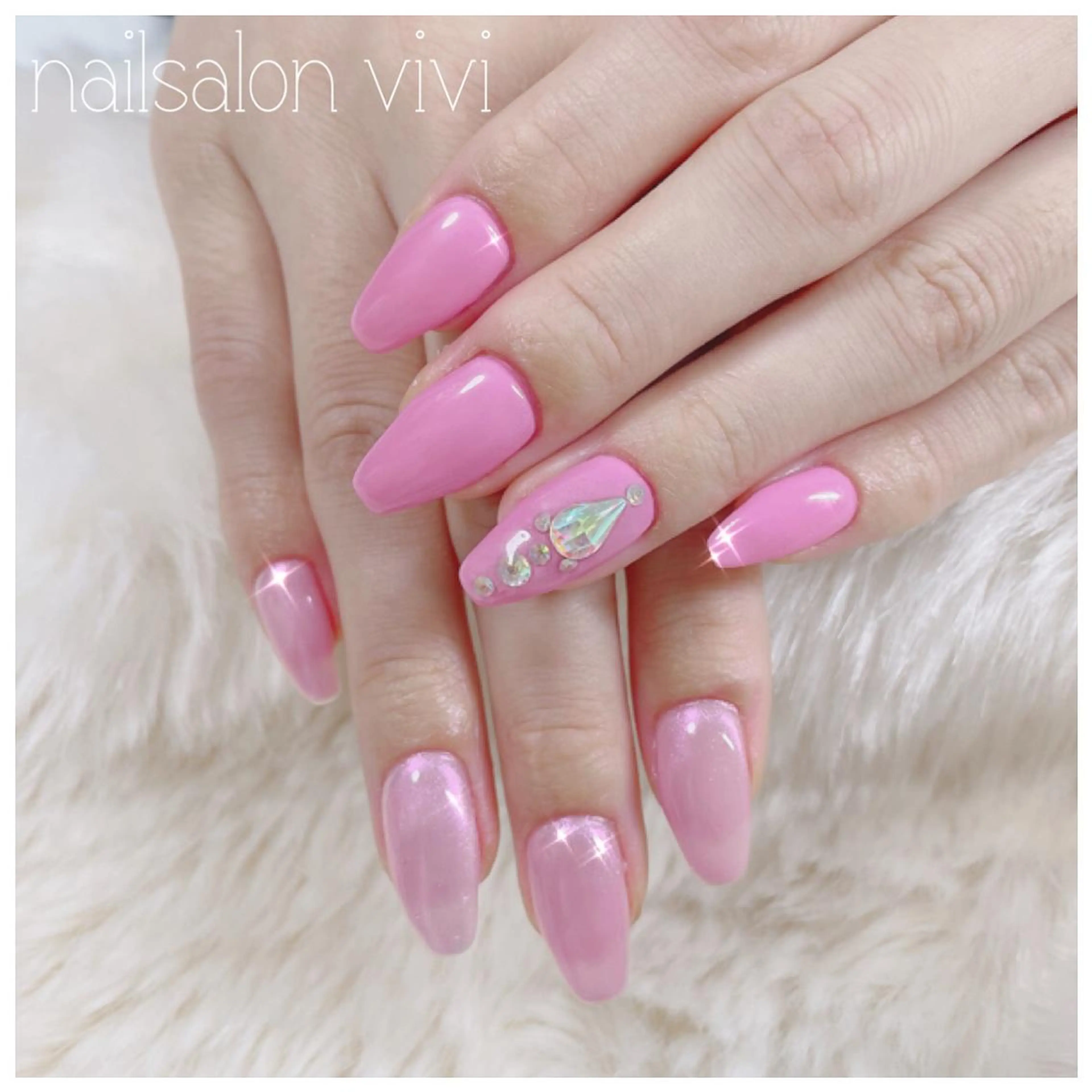 ネイル ＶＩＶＩ nailsalonのネイルデザイン