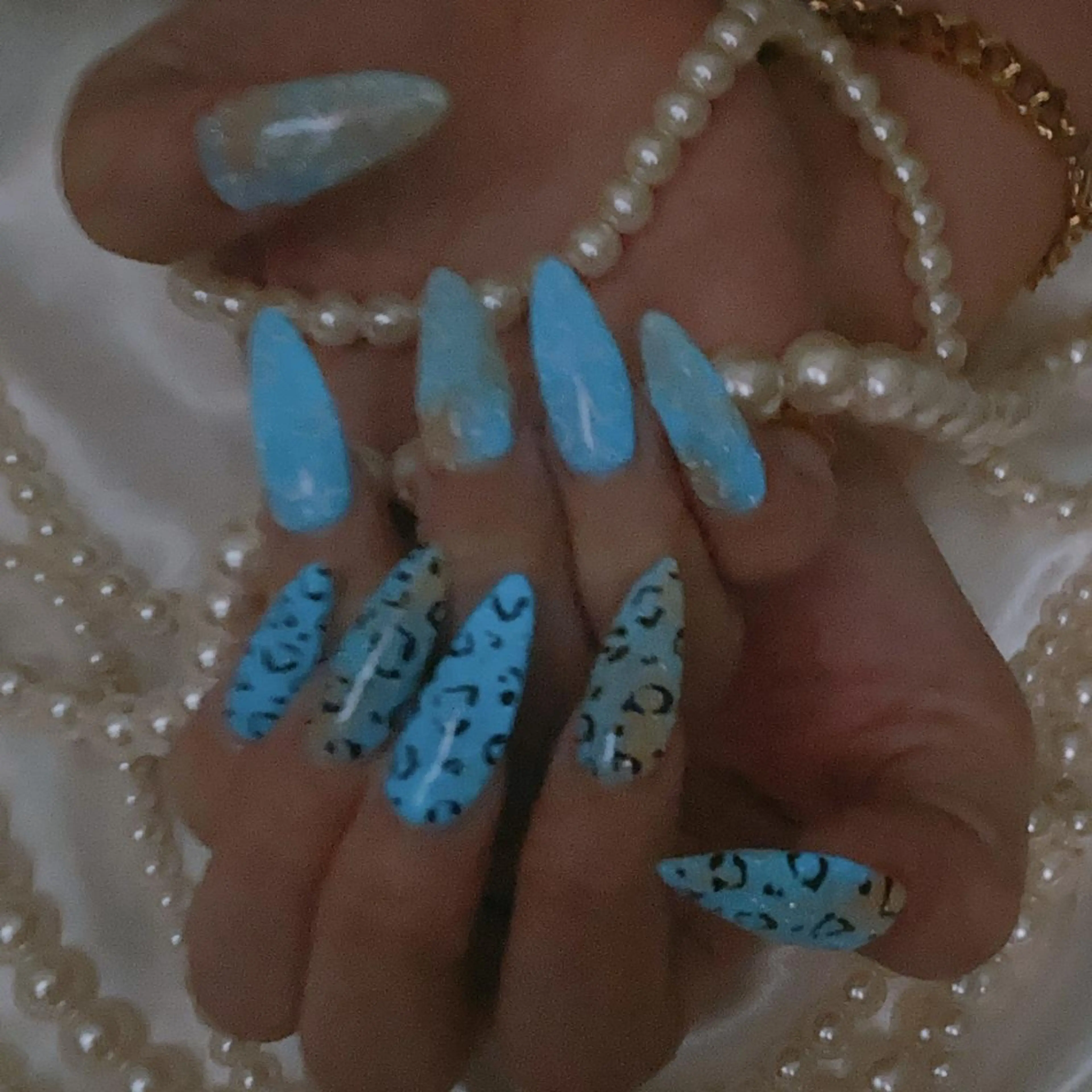 ネイル Nail salon Honey Beeのネイルデザイン