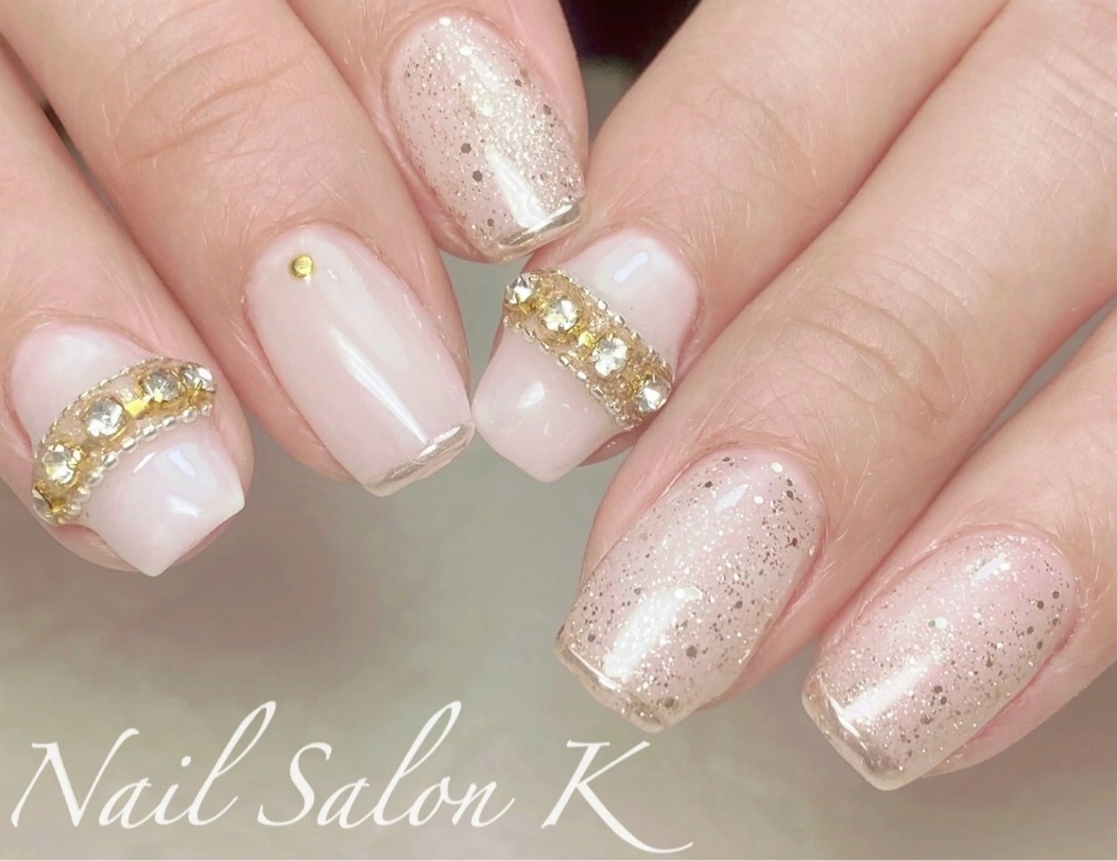 ネイル フラッシュネイル フレンチネイル ミラーネイル ホワイト 冬ネイル ハンドネイル Nail Salon K 🧸美爪育成のネイルデザイン