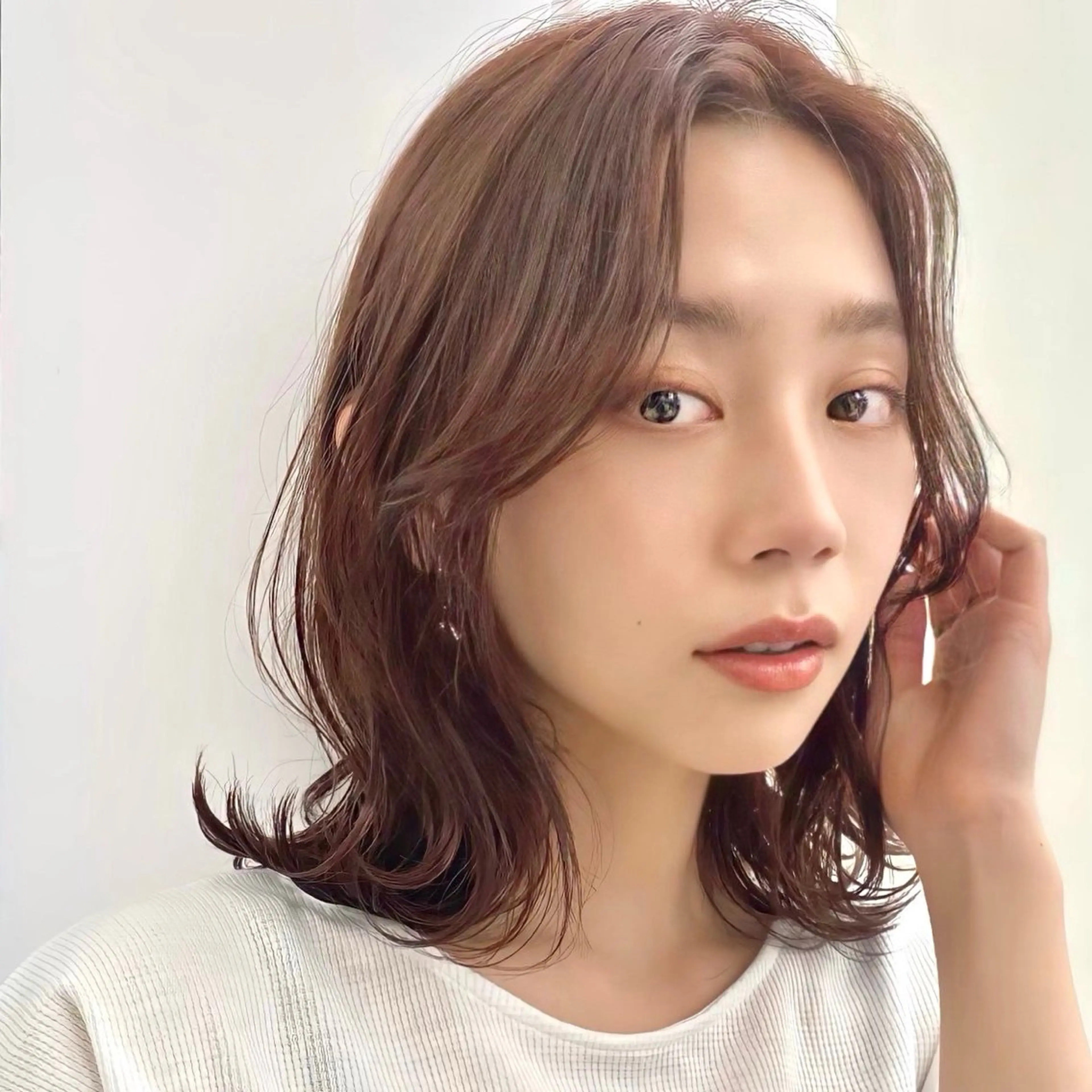 ミディアム カラー くびれヘア COALL nex the salon所属・Riria✨ 透明感カラーのヘアスタイル