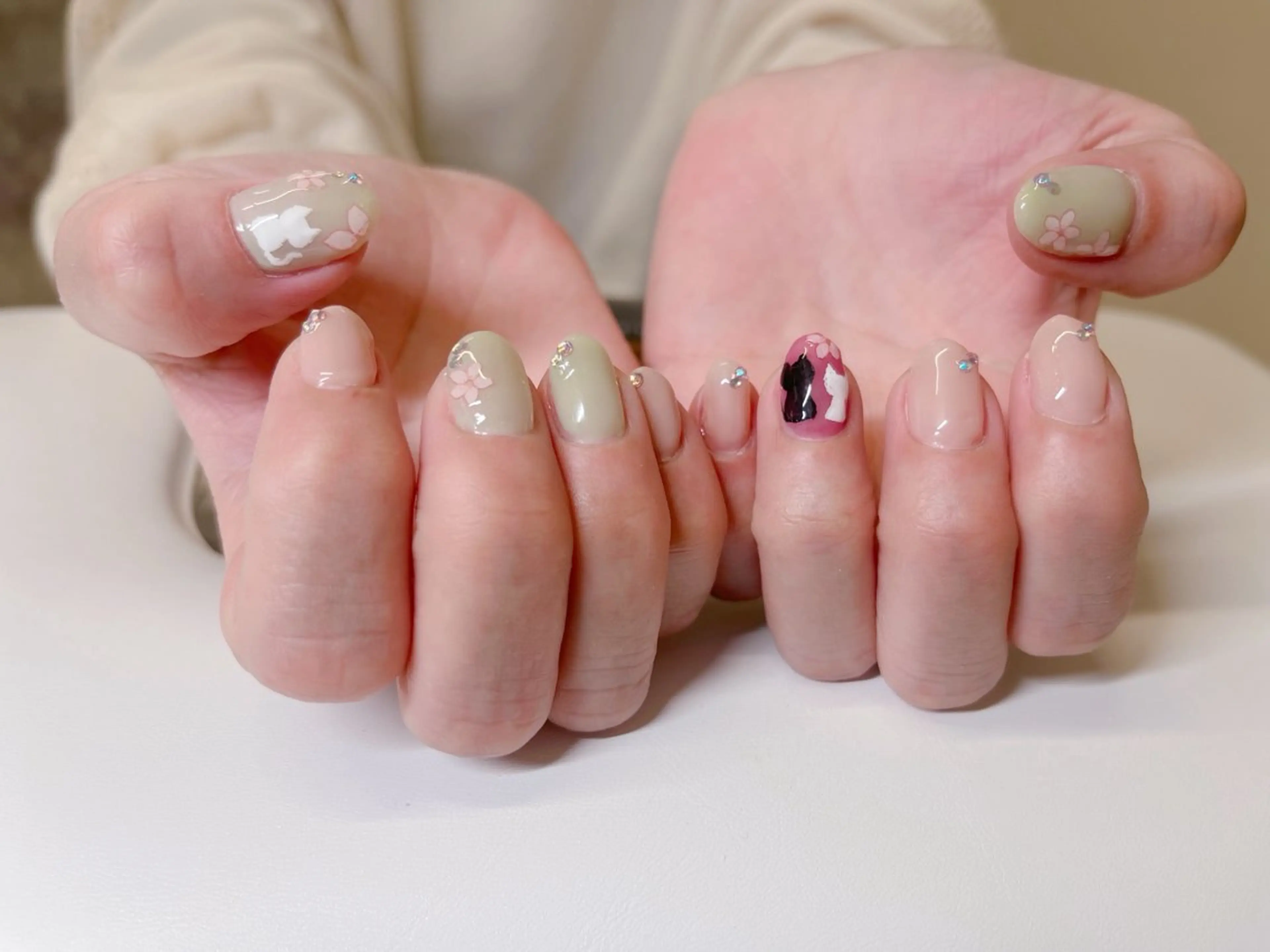 ネイル ハンドネイル Maison dePLATINUM所属・ネイリスト makiのネイルデザイン