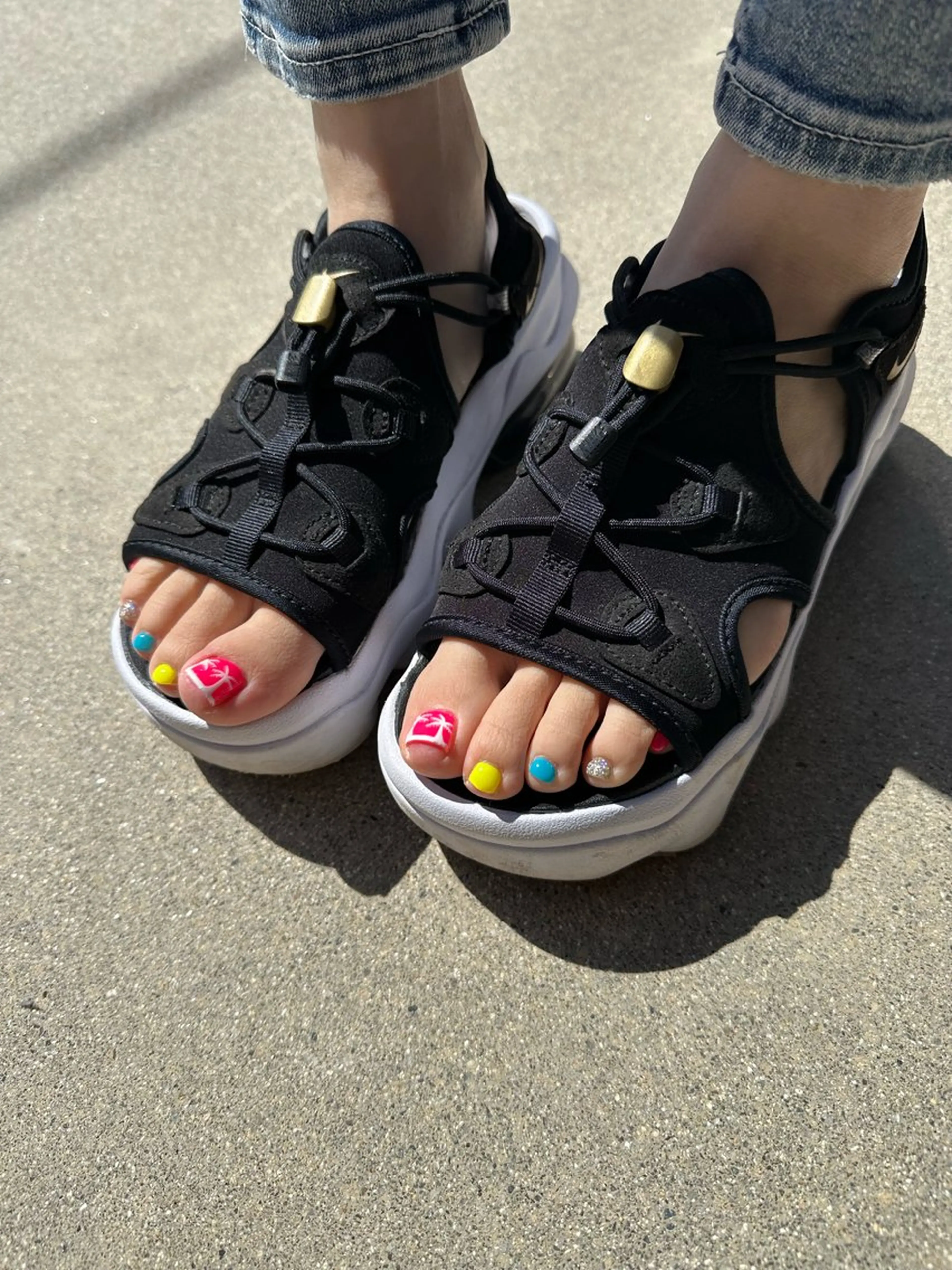 ネイル フットネイル Sawa ︎︎𓂃⟡.·のネイルデザイン