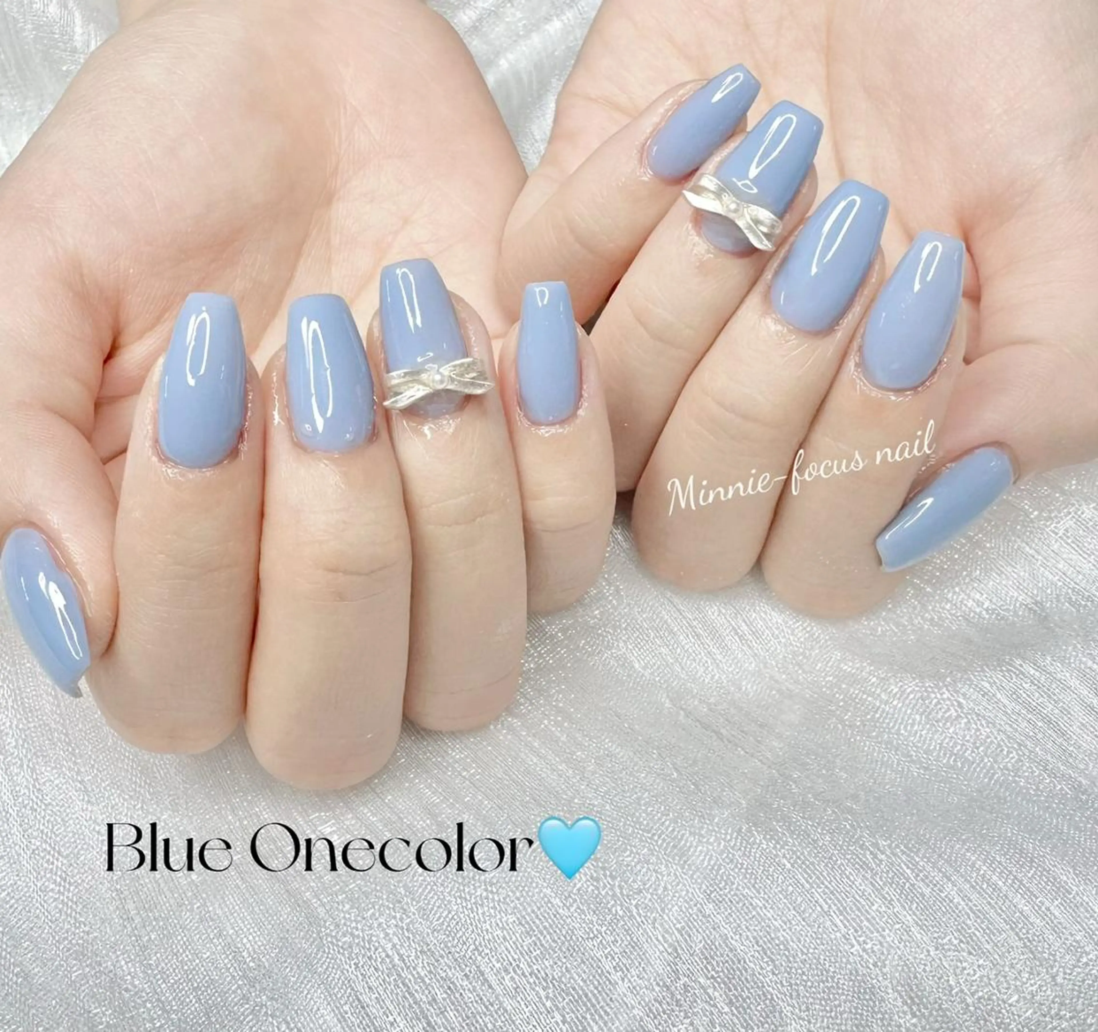 ネイル ブルー キラキラネイル 韓国ネイル リボン スカルプネイル 🧸Rina nail✨のネイルデザイン