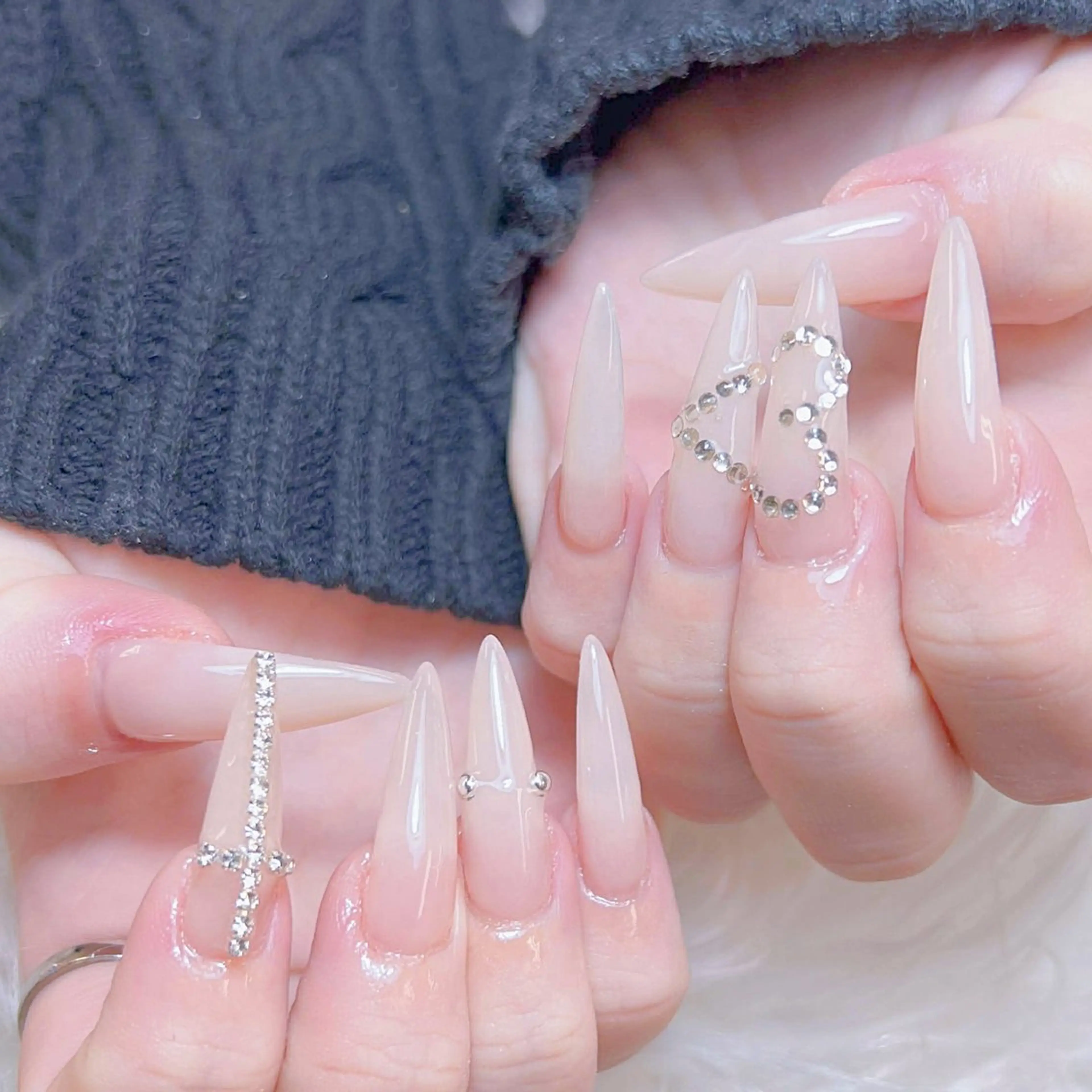 ネイル ハンドネイル ミン ゴテゴテネイルのネイルデザイン