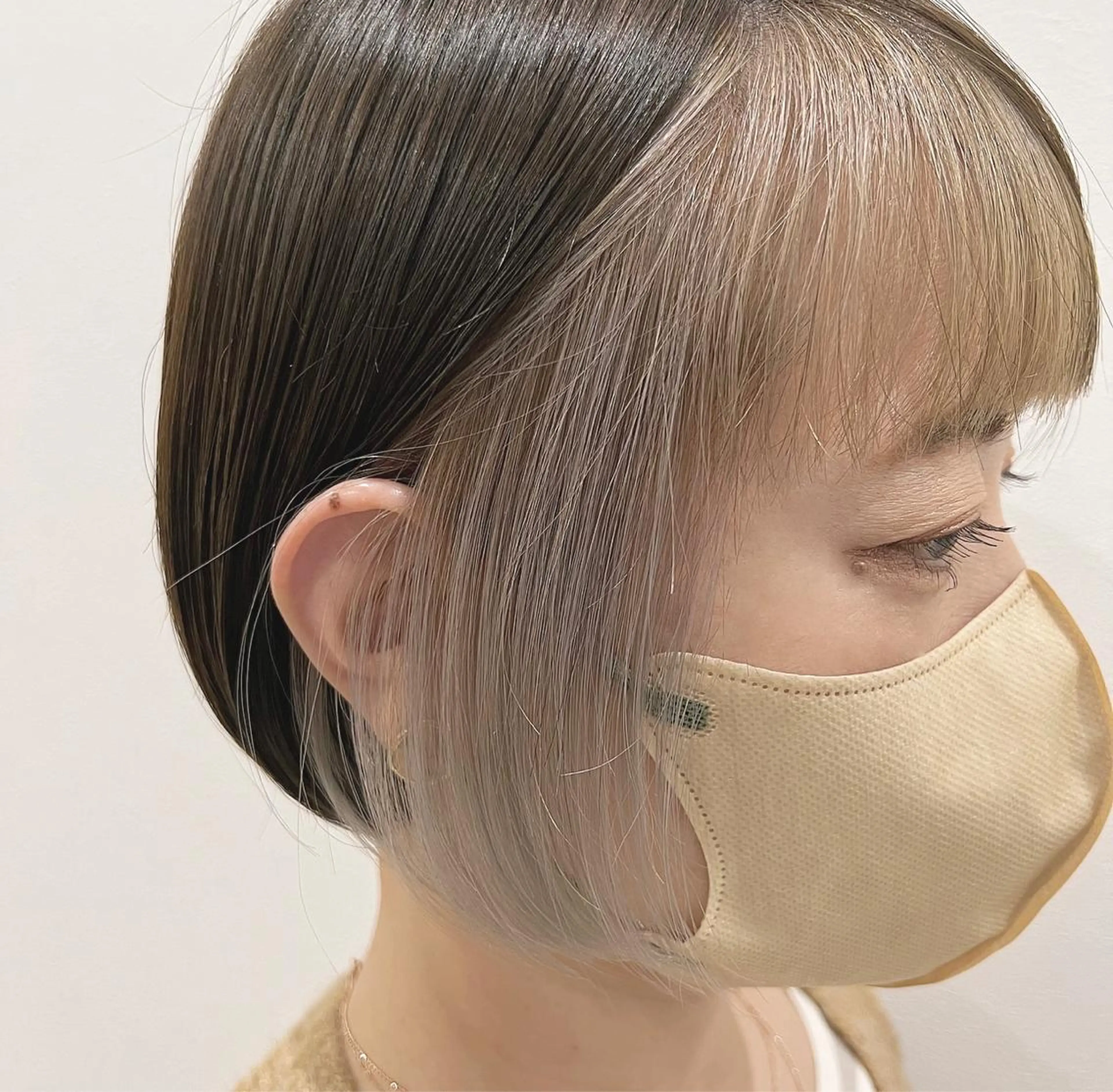 ショート ミストバング ボブ カット ヘアカラー 切りっぱなしボブ 👩🏼ミニボブのヘアスタイル