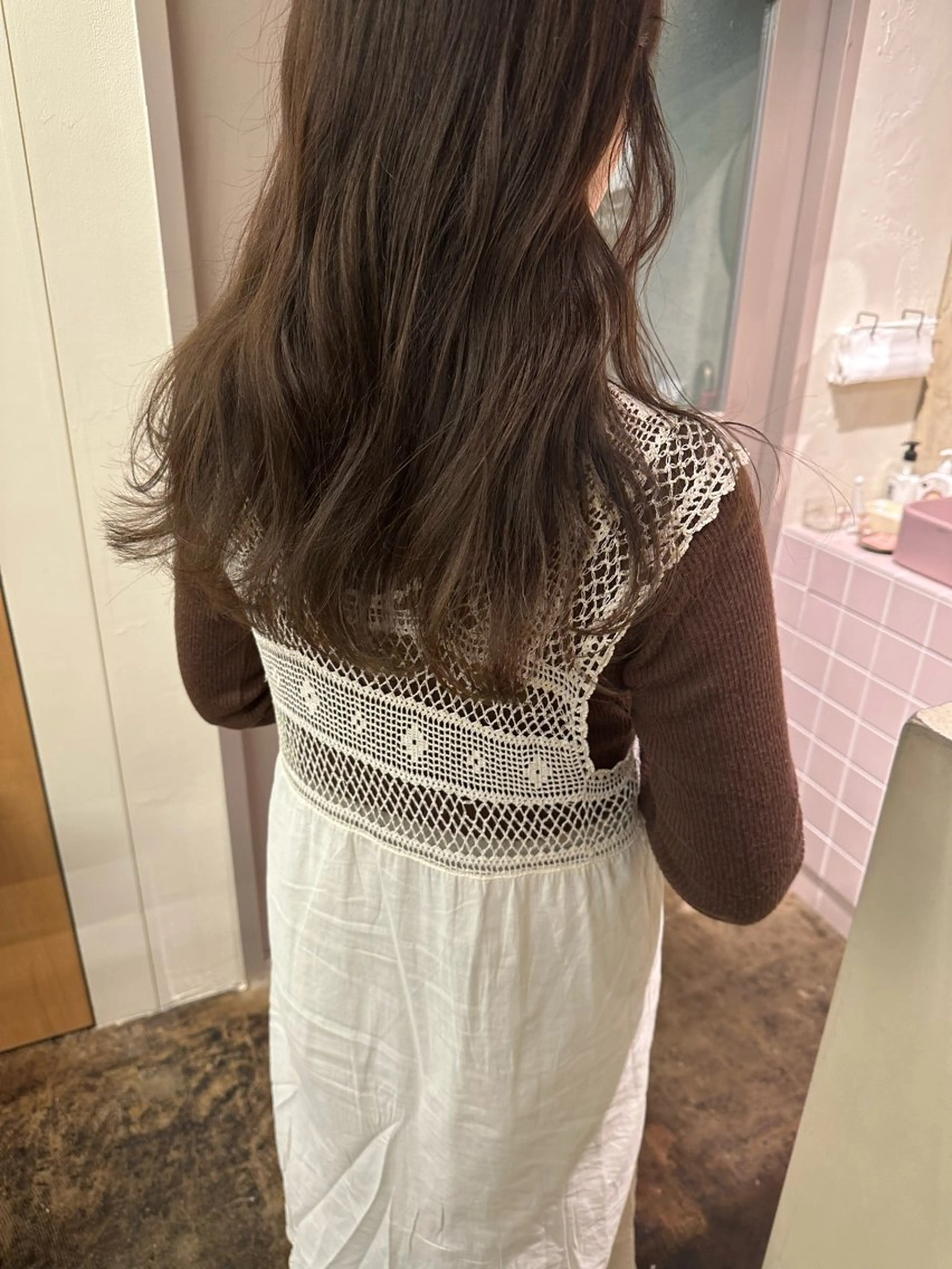 セミロング カラー ブラウンカラー yupi🐈‍⬛ レイヤー/パーマのヘアスタイル