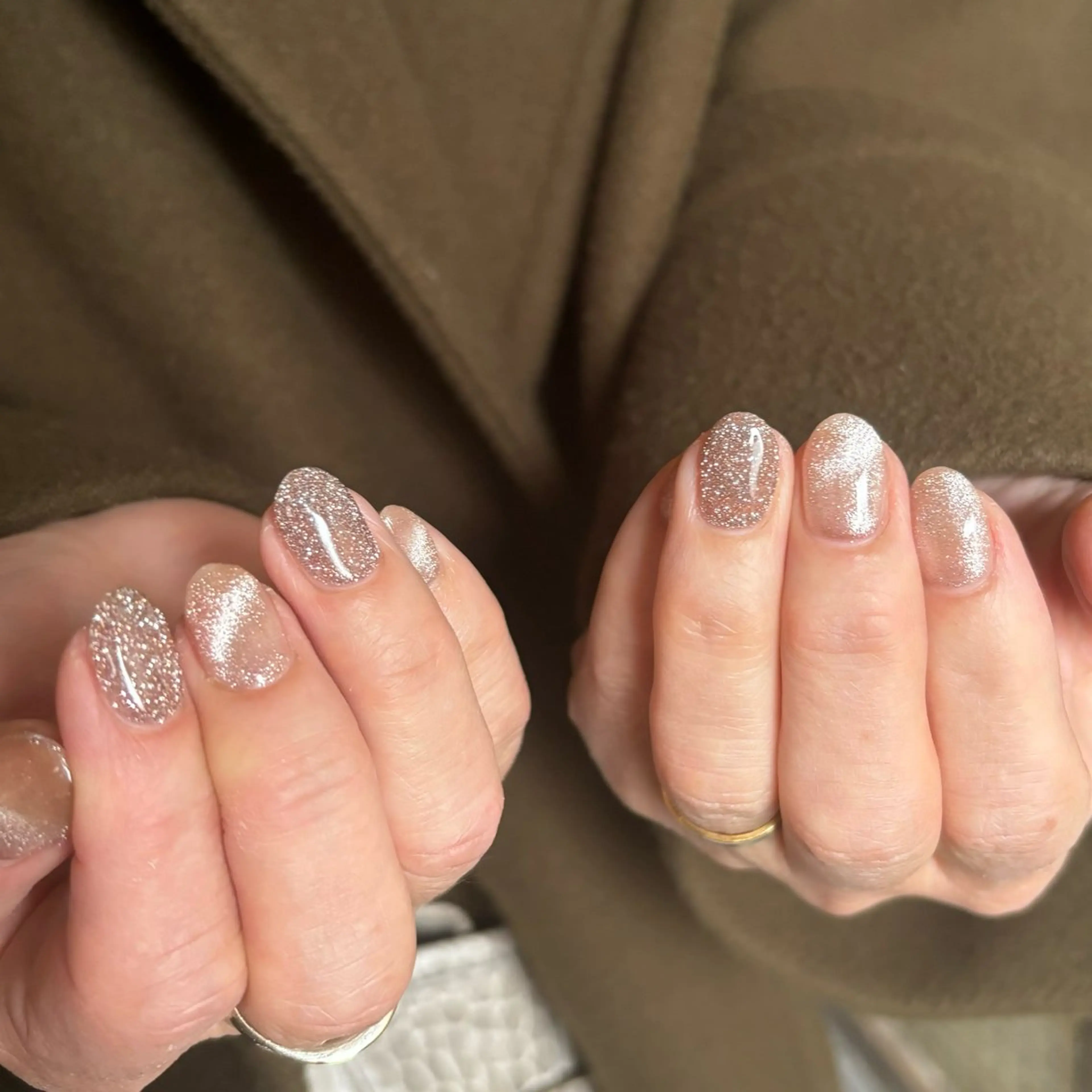 ネイル フラッシュネイル マグネットネイル ハンドネイル Loêmy所属・Loémy airiのネイルデザイン