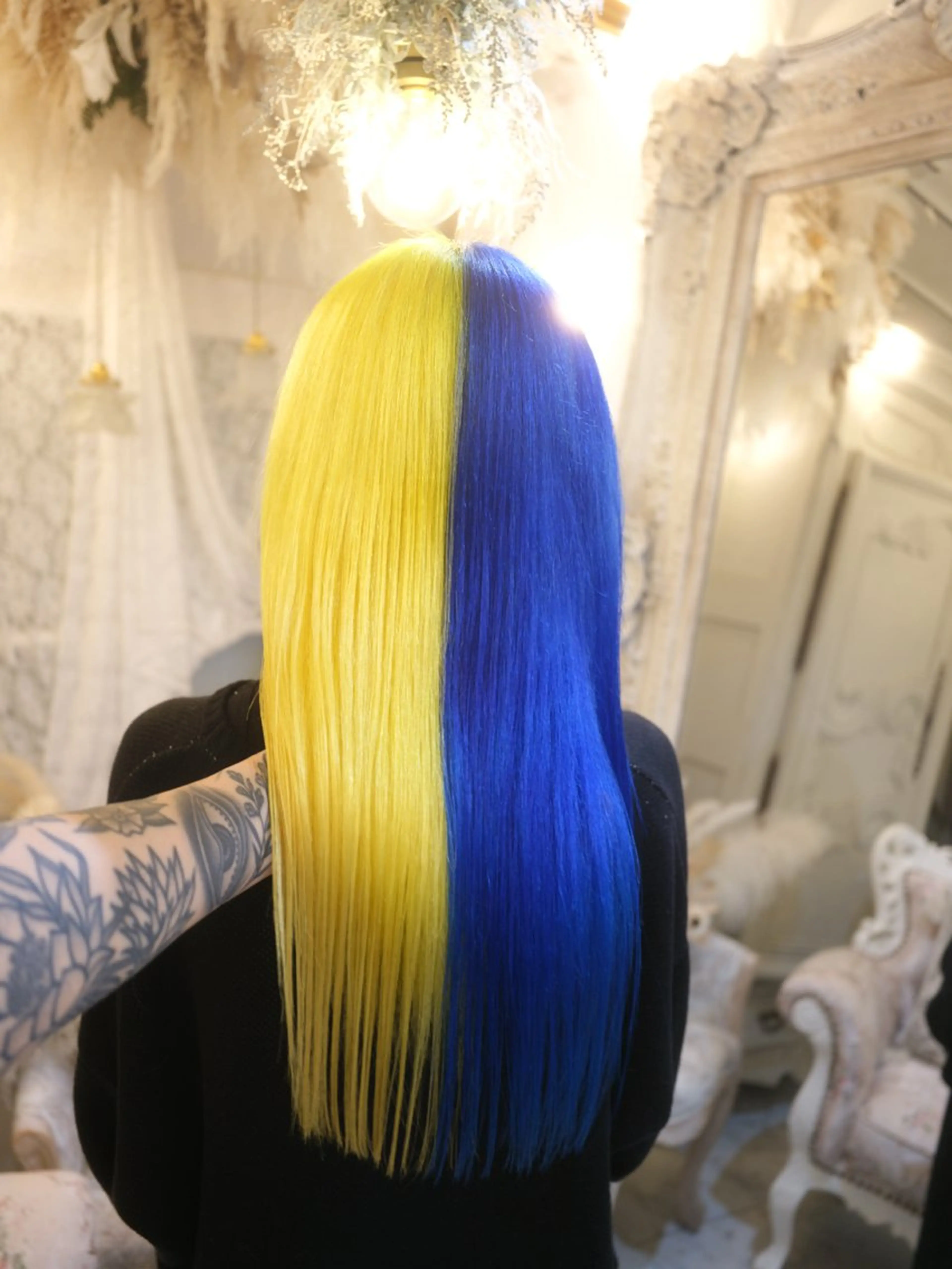 ロング カラー ブロンド デザインカラー カット ヘアカラー トリートメント Armoire所属・安藤悠里/ハイトーン /デザインカラーのヘアスタイル