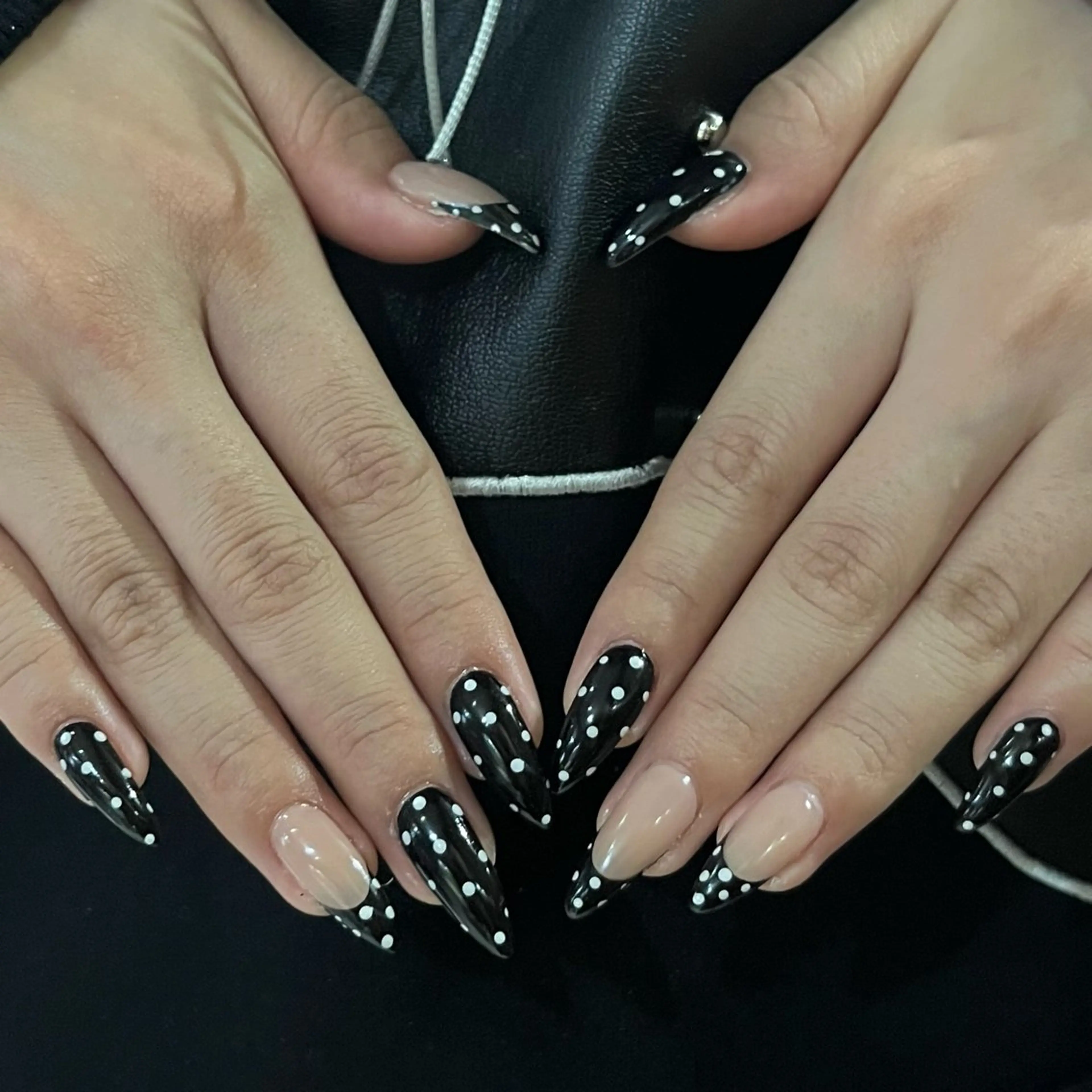 ネイル ハンドネイル フットネイル 小川 柚香のネイルデザイン