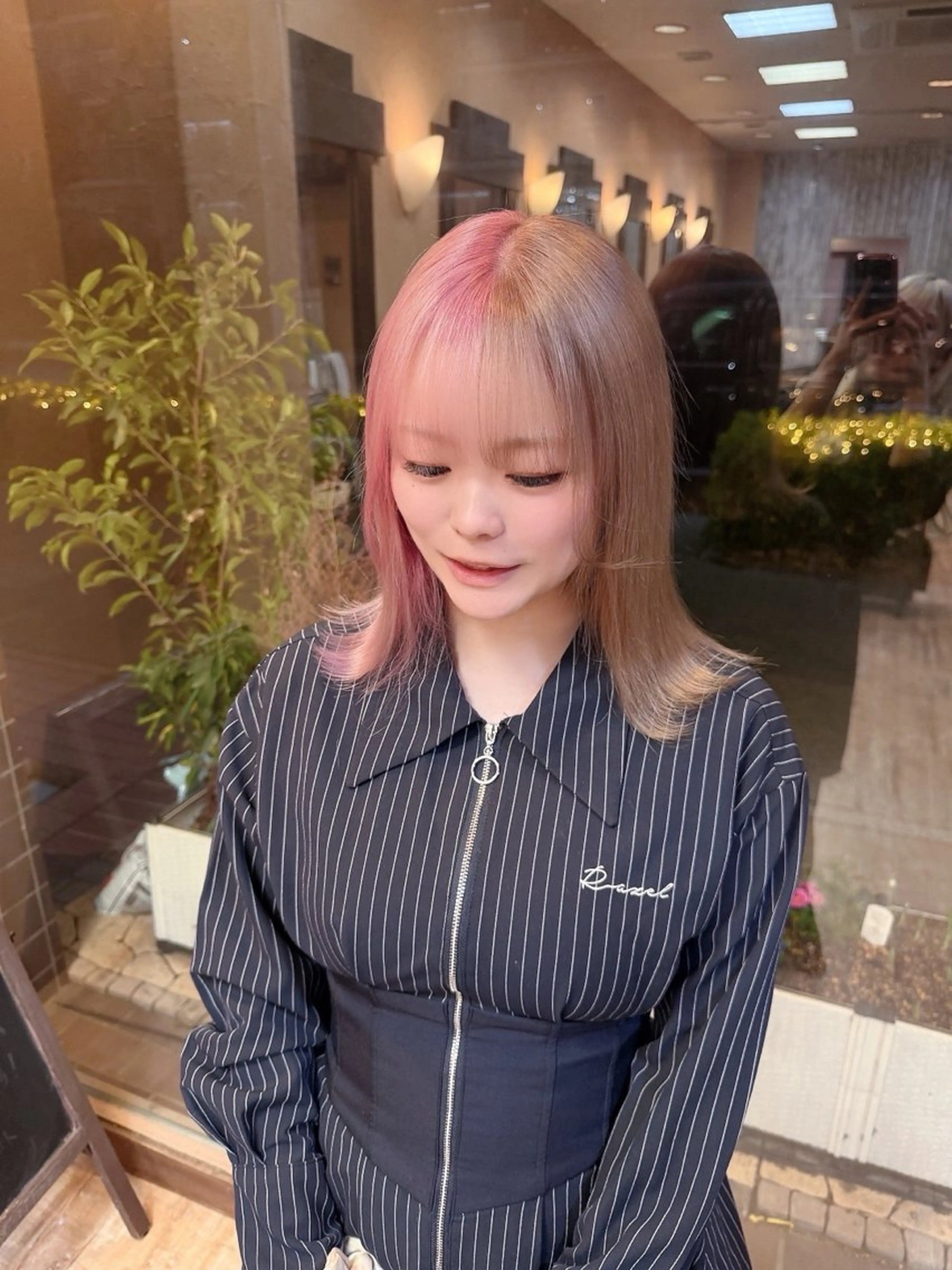 セミロング ヘアカラー Moremuu/ MAIKA🎀のヘアスタイル