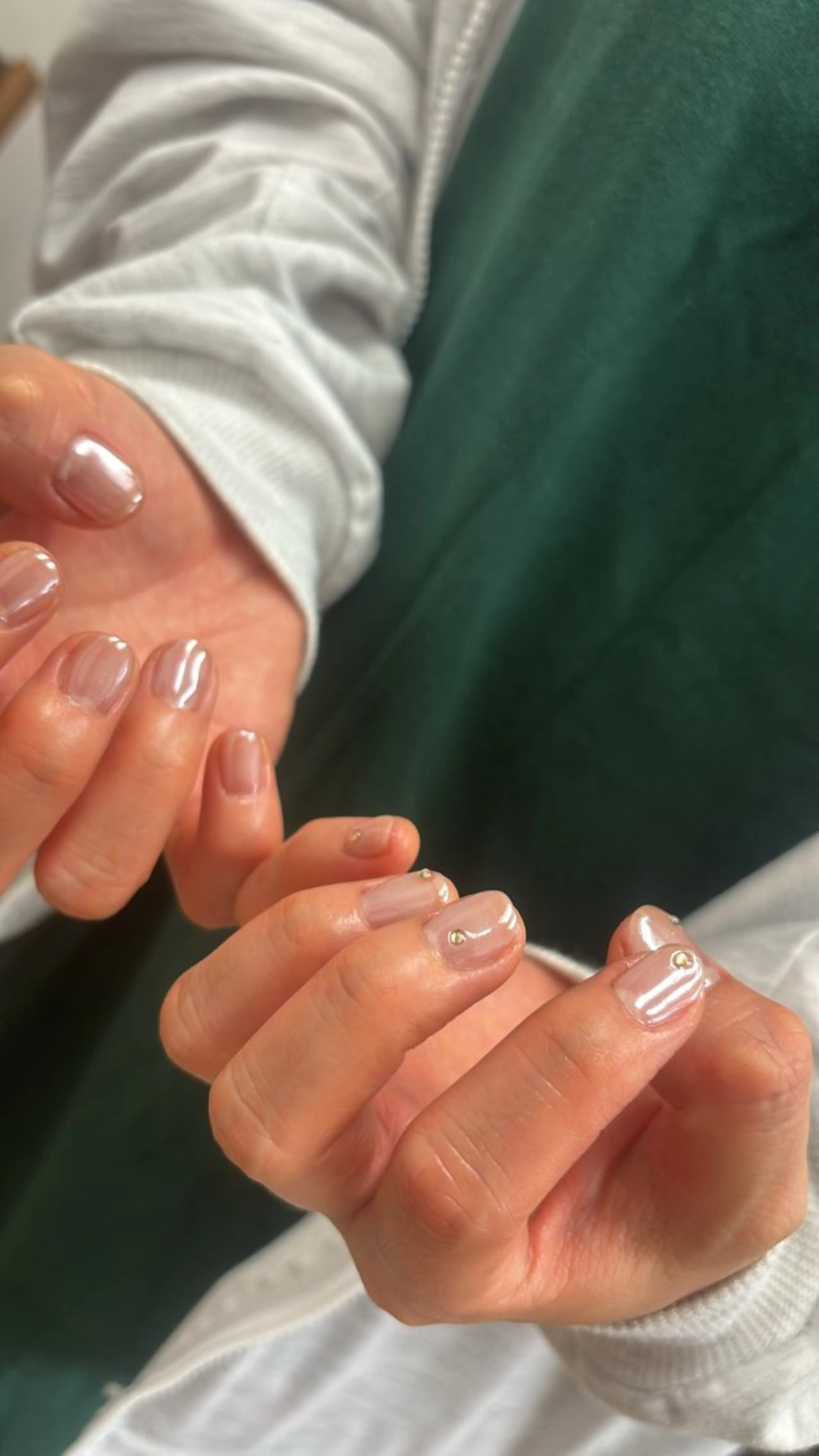 ネイル nailsalon　hue所属・小山 羽奈のネイルデザイン
