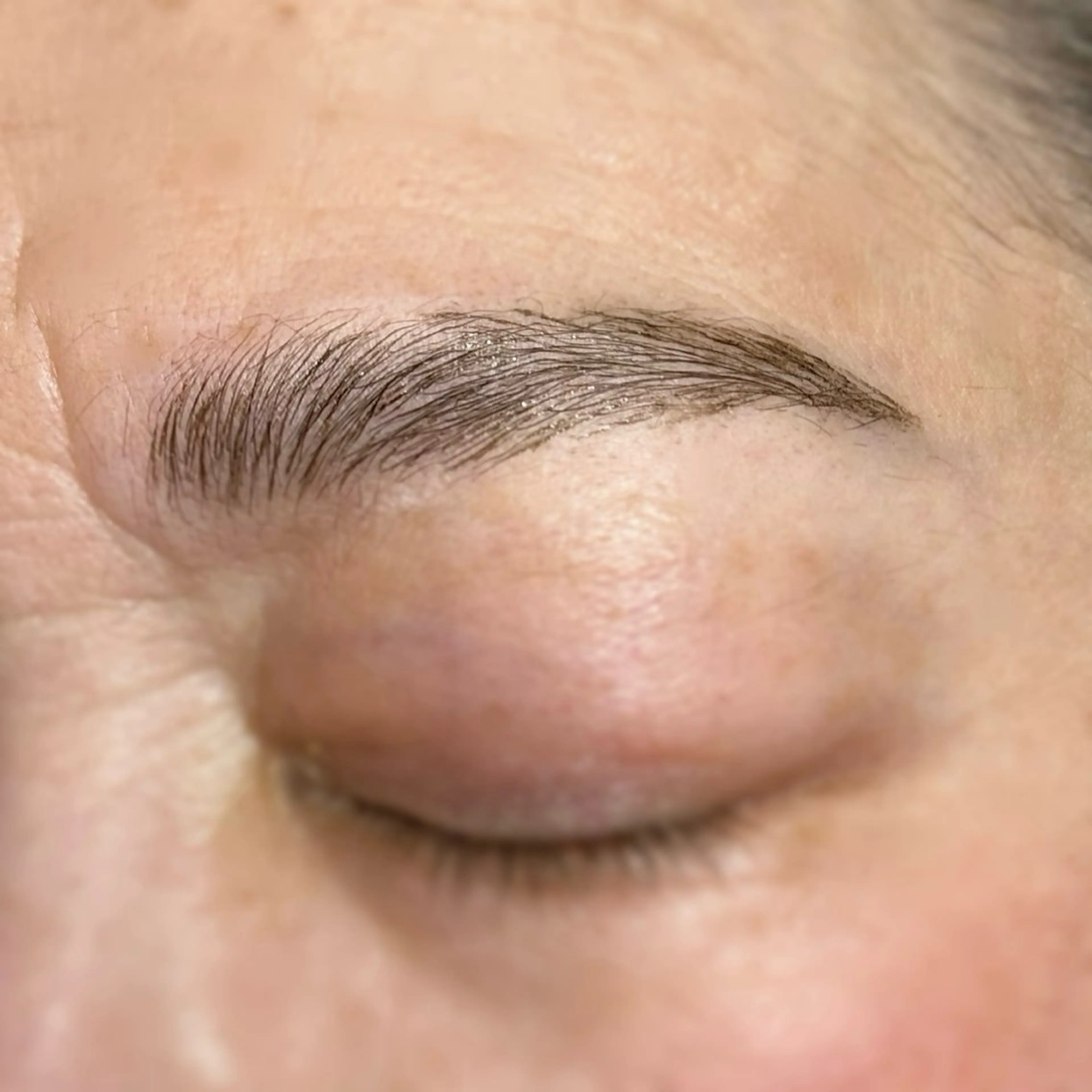 アイブロウ えんとゆかり　千歳船橋所属・AYANO &　YUKAのマツエク・マツパデザイン