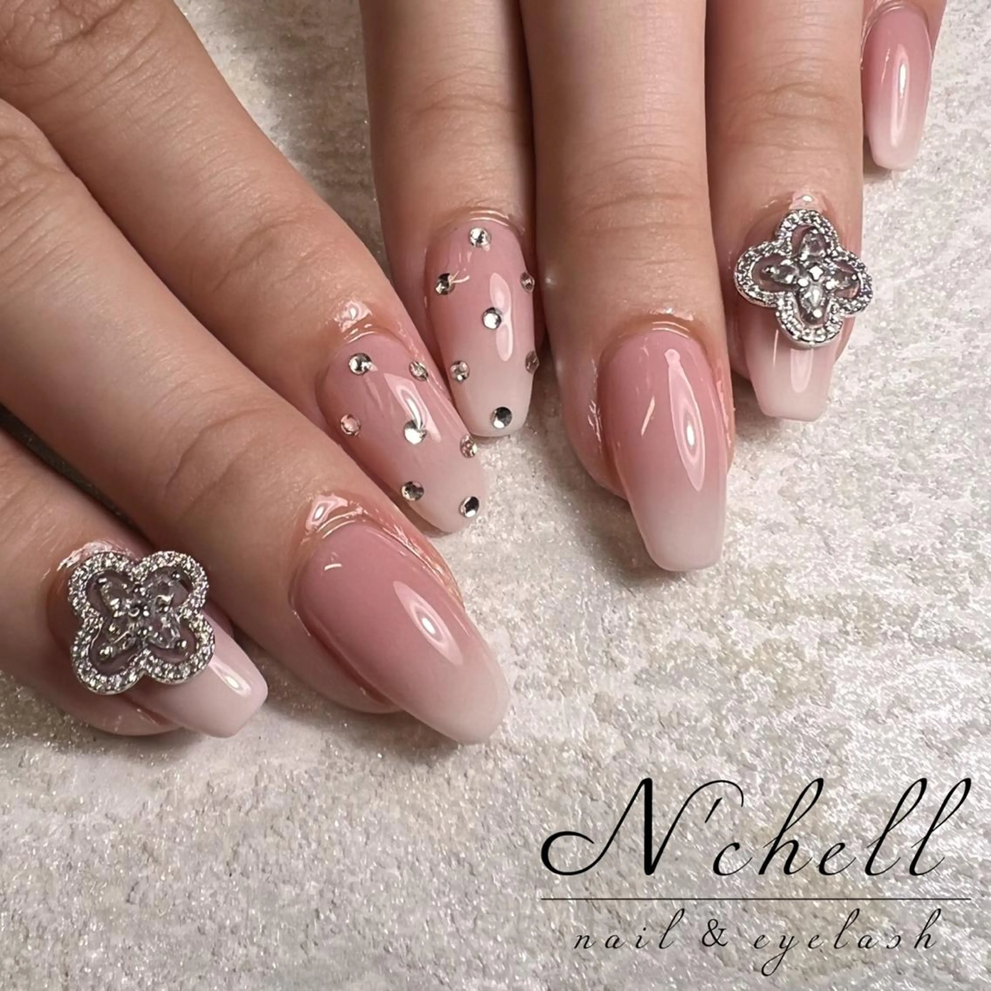 ネイル ハンドネイル Nailist Aoiのネイルデザイン