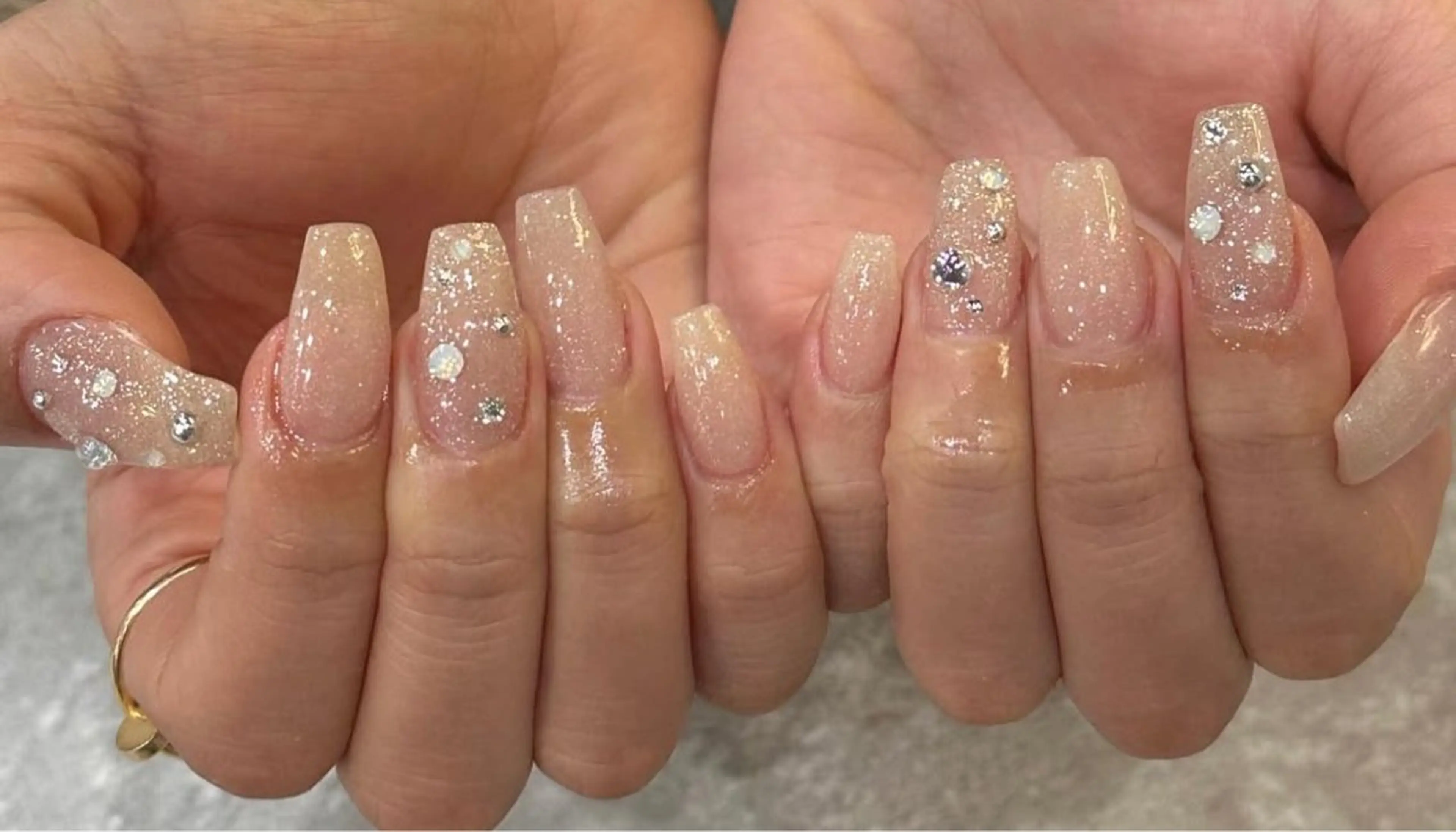 ネイル ハンドネイル NiJi Nailsのネイルデザイン