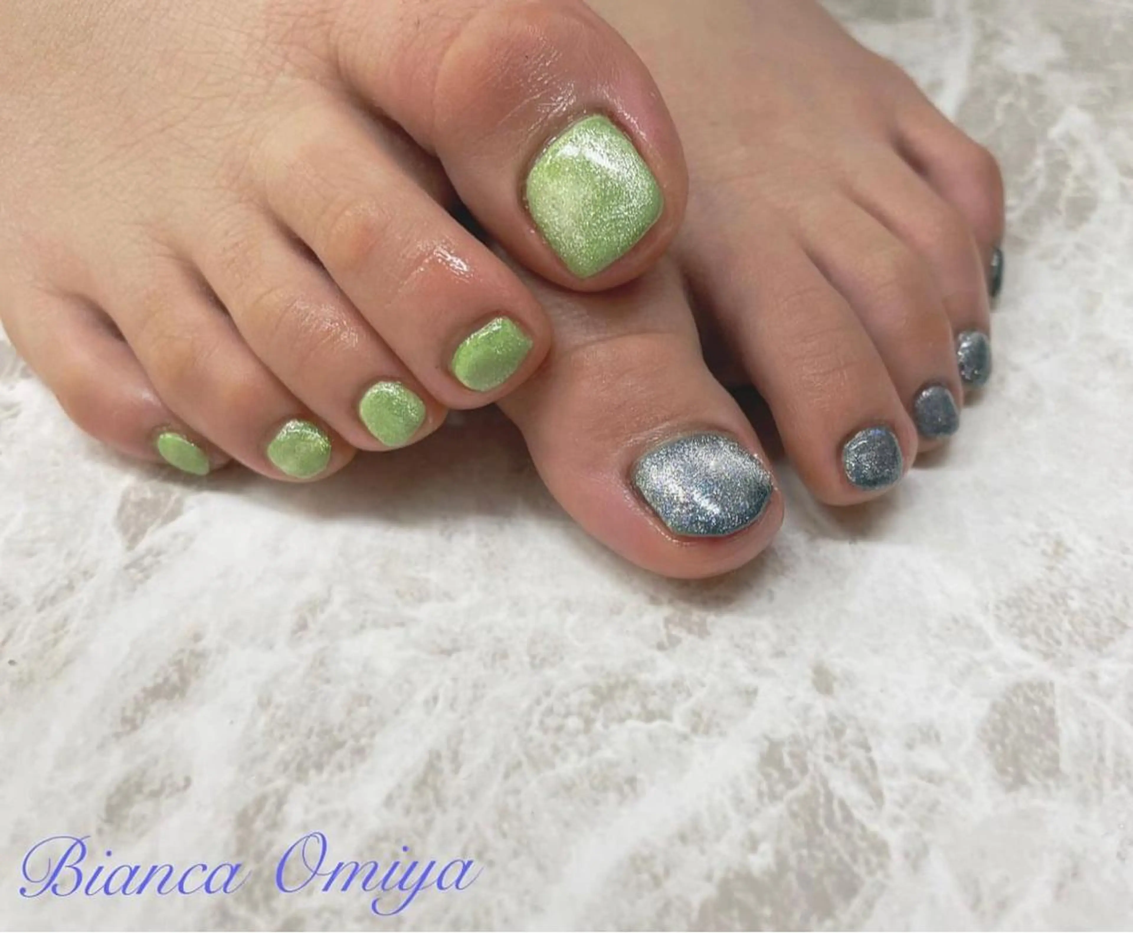 ネイル マグネットネイル ワンカラーネイル 岩松 沙耶のネイルデザイン