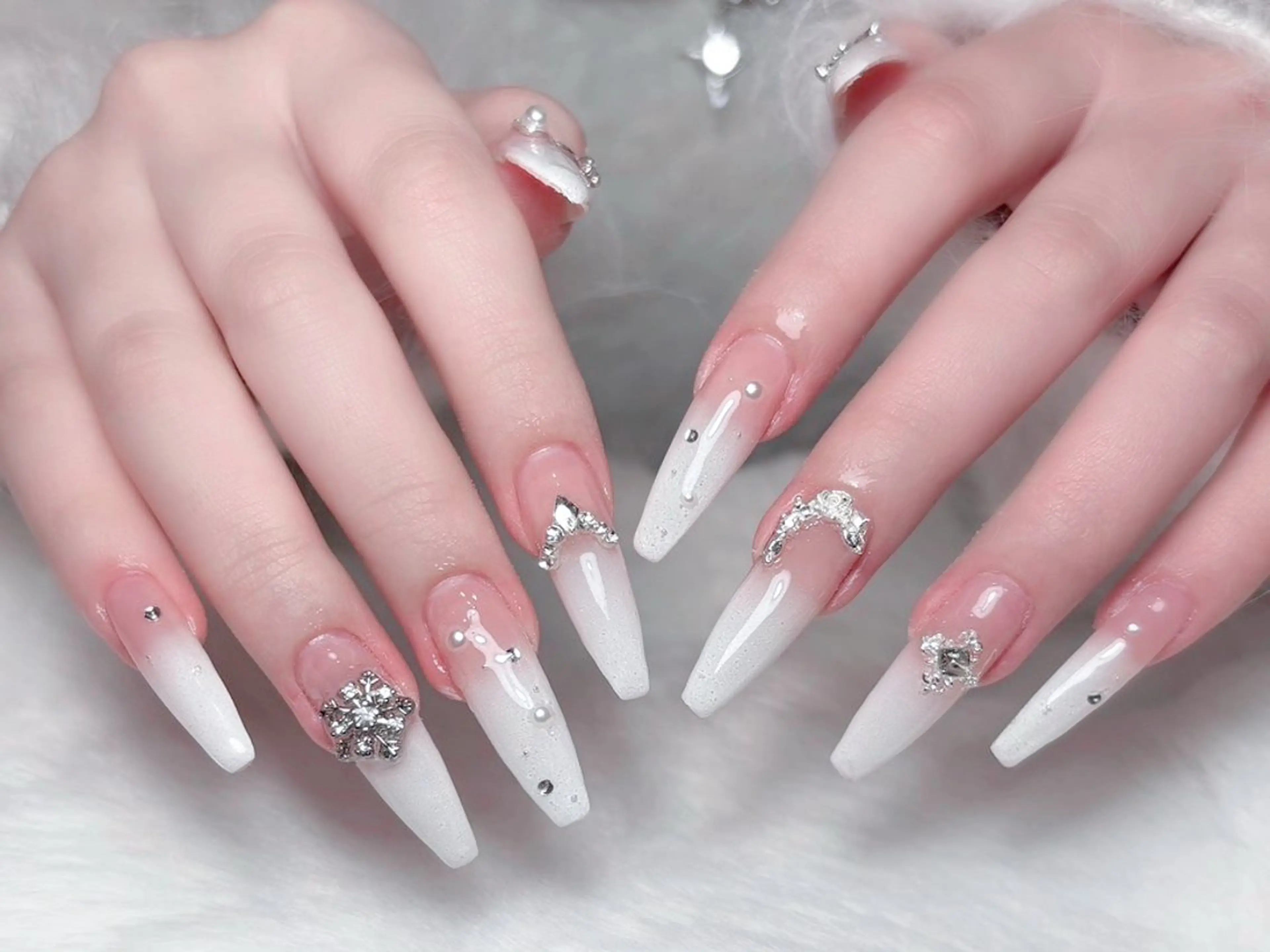 ネイル ネイルサロン Easenのネイルデザイン