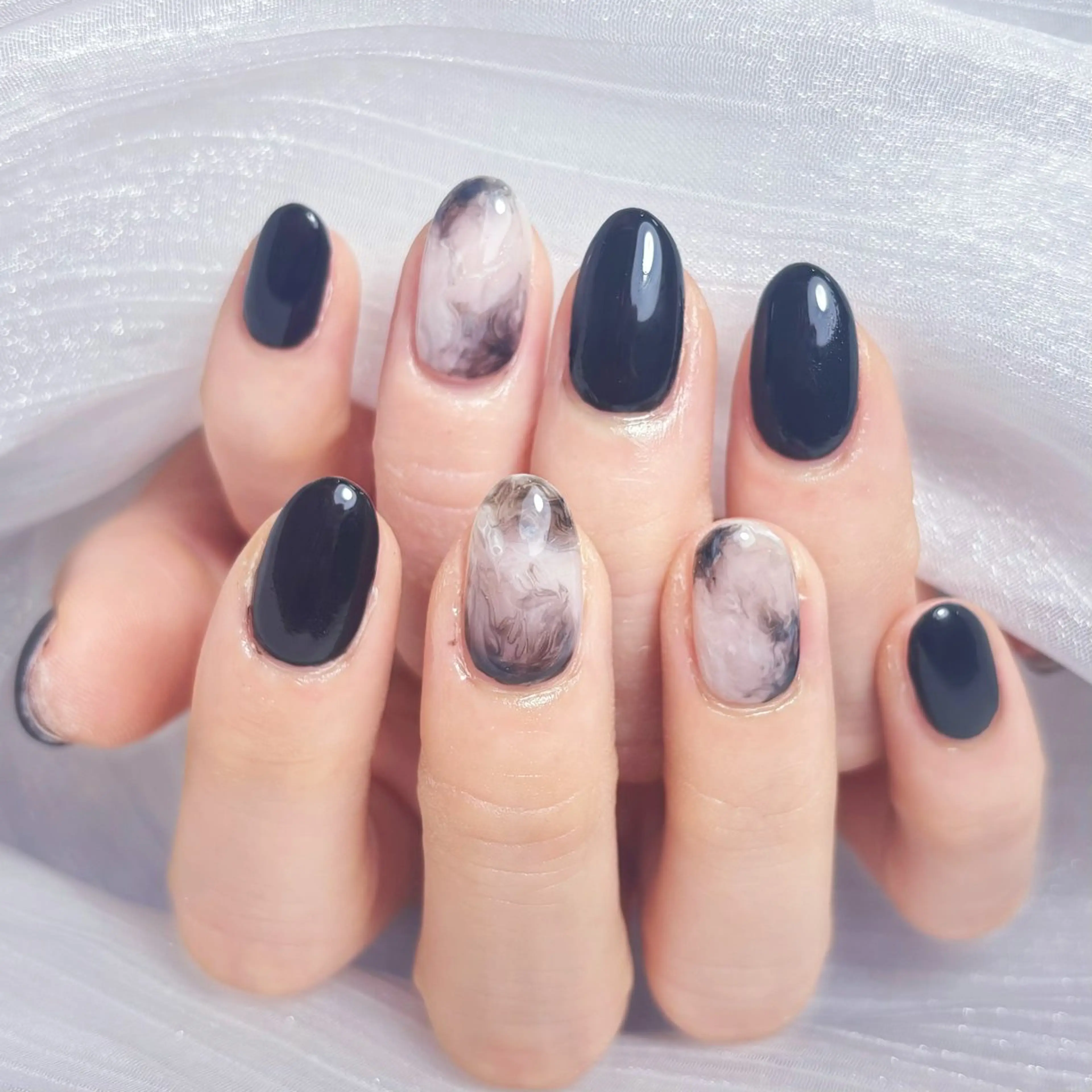 ネイル アートネイル オーロラネイル ガーリー キラキラネイル 韓国ネイル yu ri 🌹のネイルデザイン