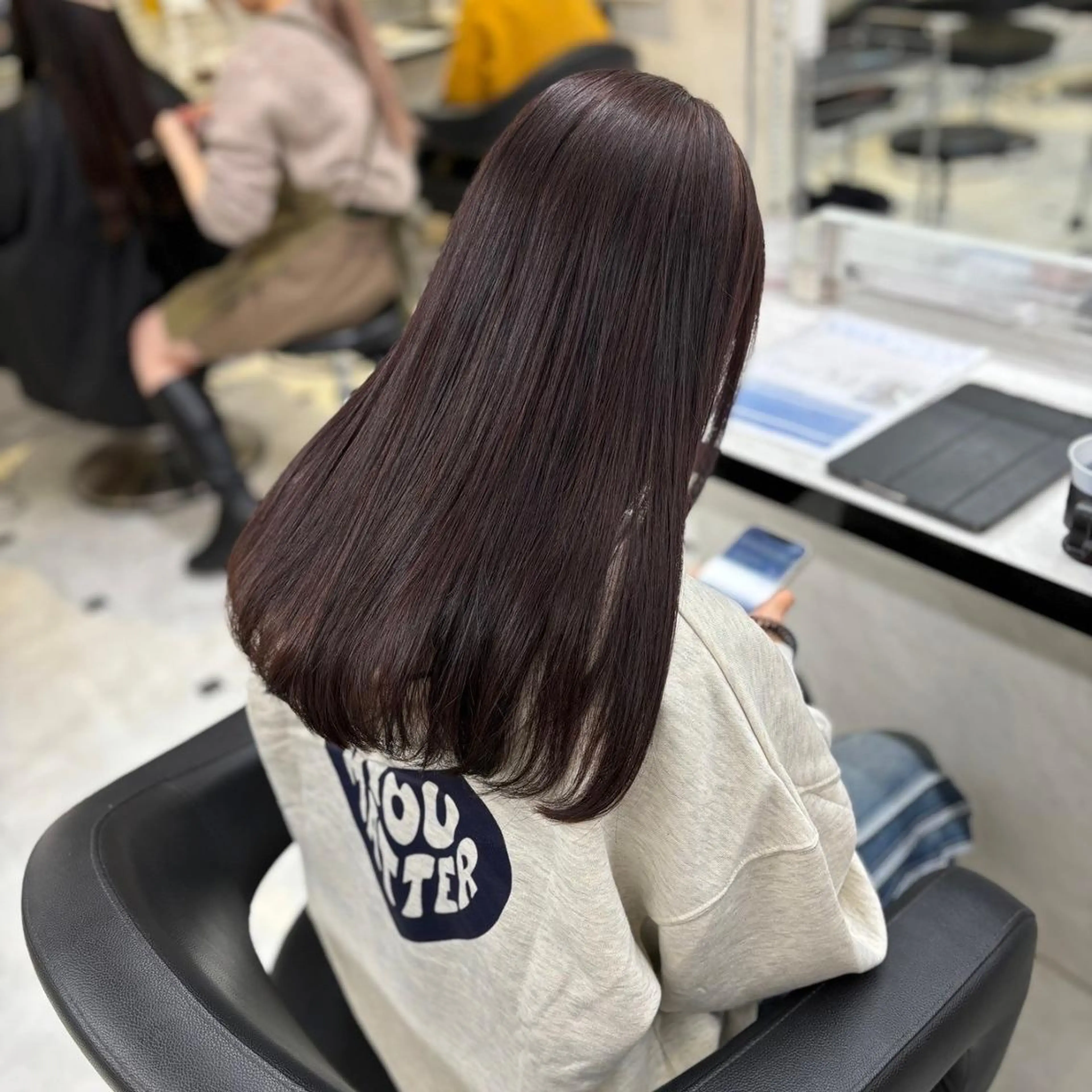 カラー 艶髪/韓国レイヤー 🤍Houtoのヘアスタイル