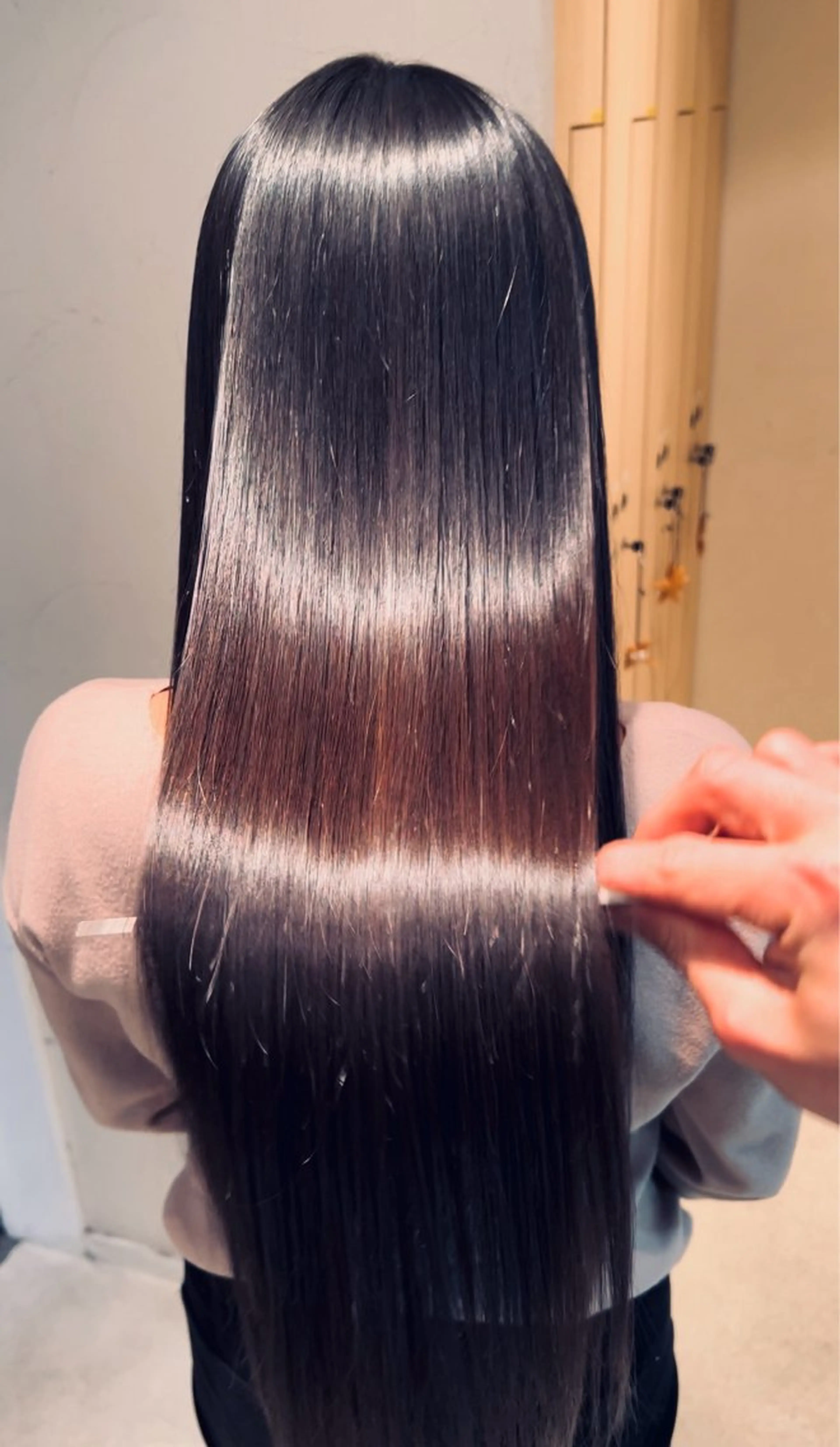 ロング muze所属・髪質改善/酸性ストレ ート/ブリーチ縮毛のヘアスタイル