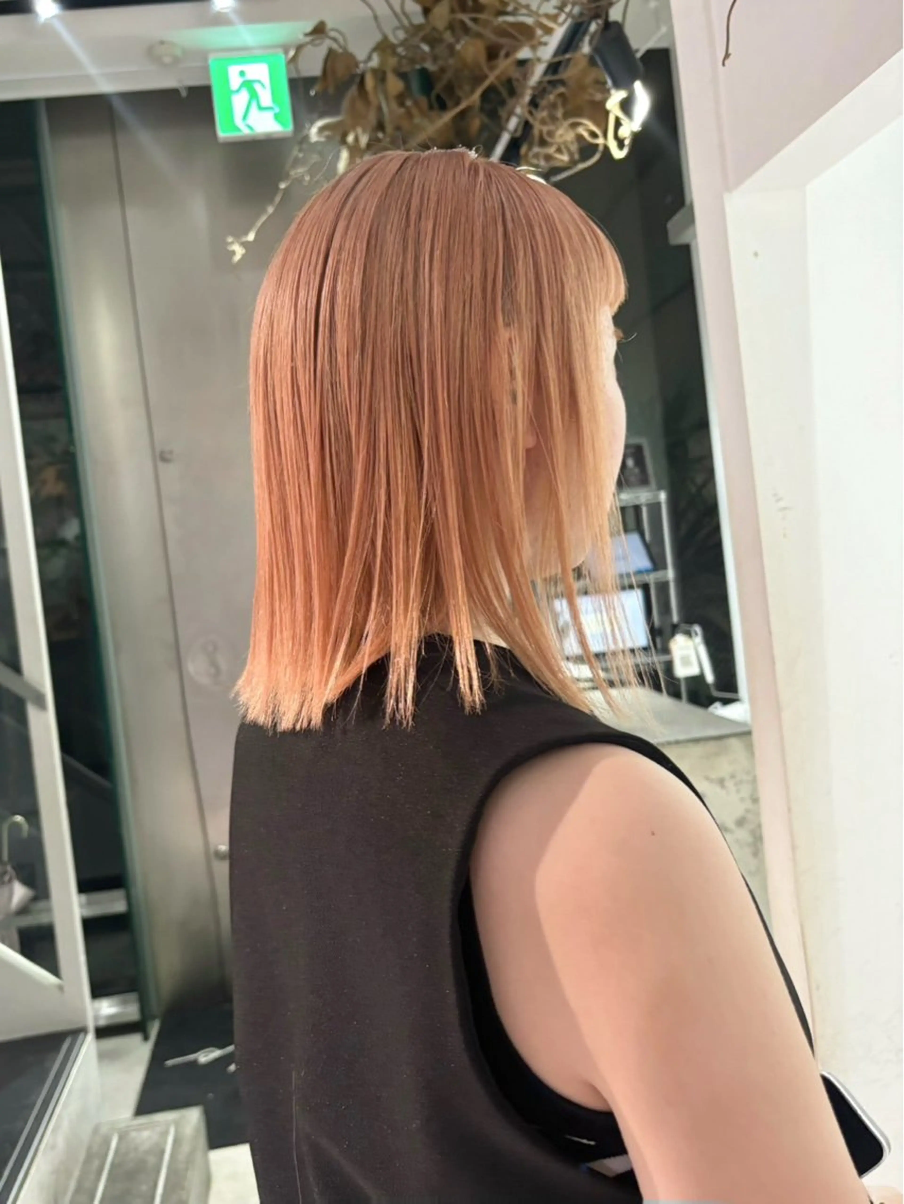 ショート カラー ヘアカラー トリートメント ayano/天神 ハイトーン/ブリーチのヘアスタイル