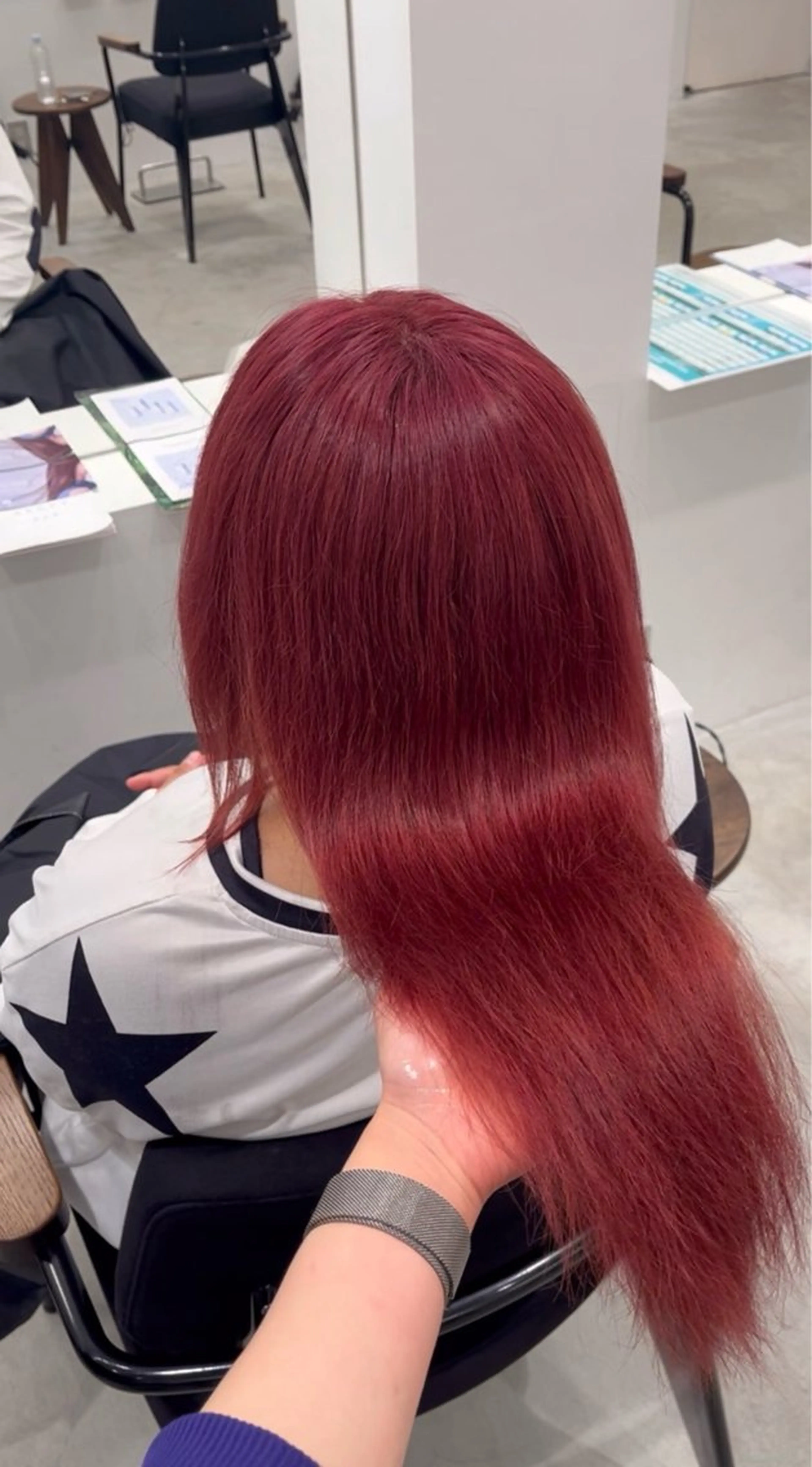 セミロング ヘアカラー 羽鳥 菜々子のヘアスタイル