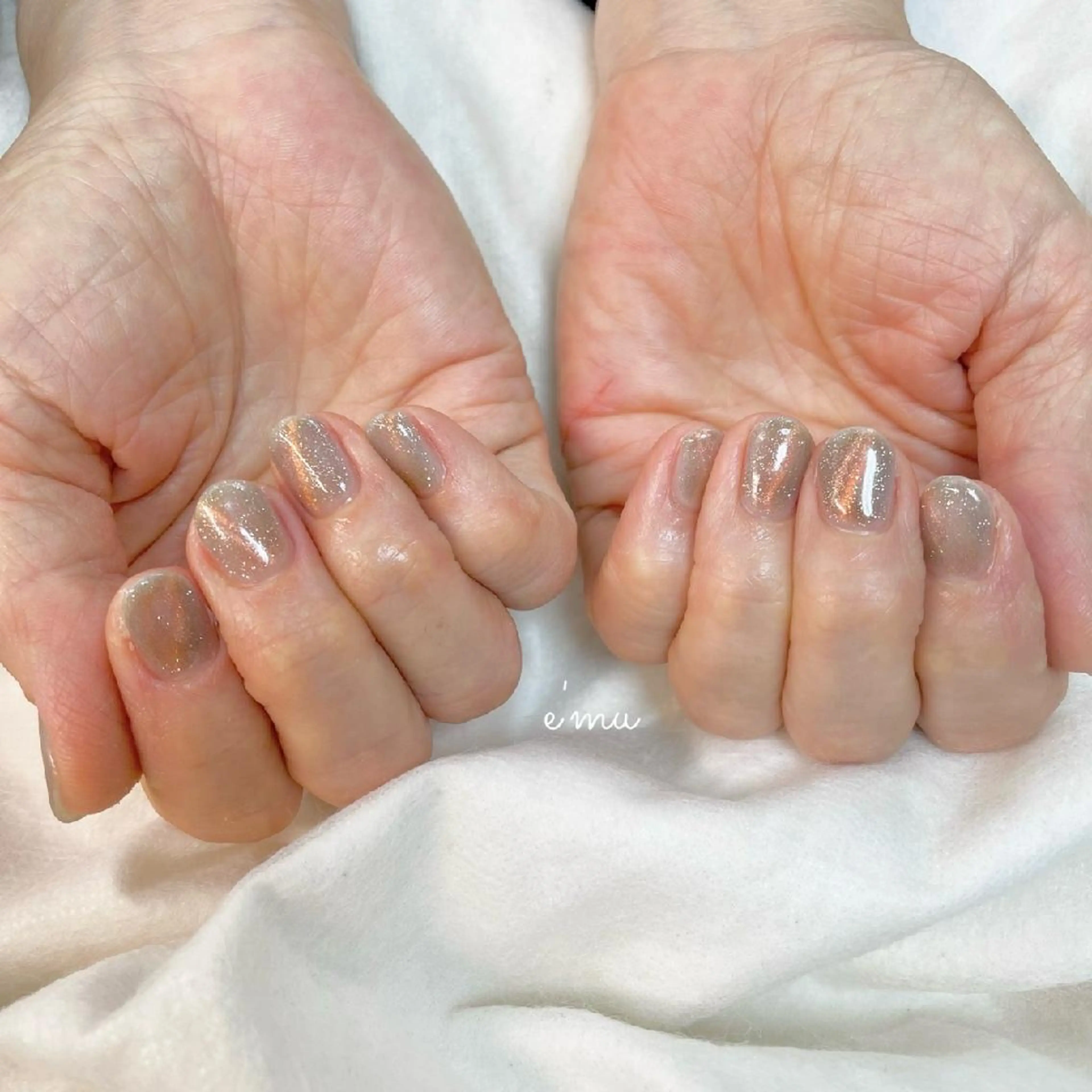 ネイル オーロラネイル ハンドネイル nail salon e'mu💐のネイルデザイン