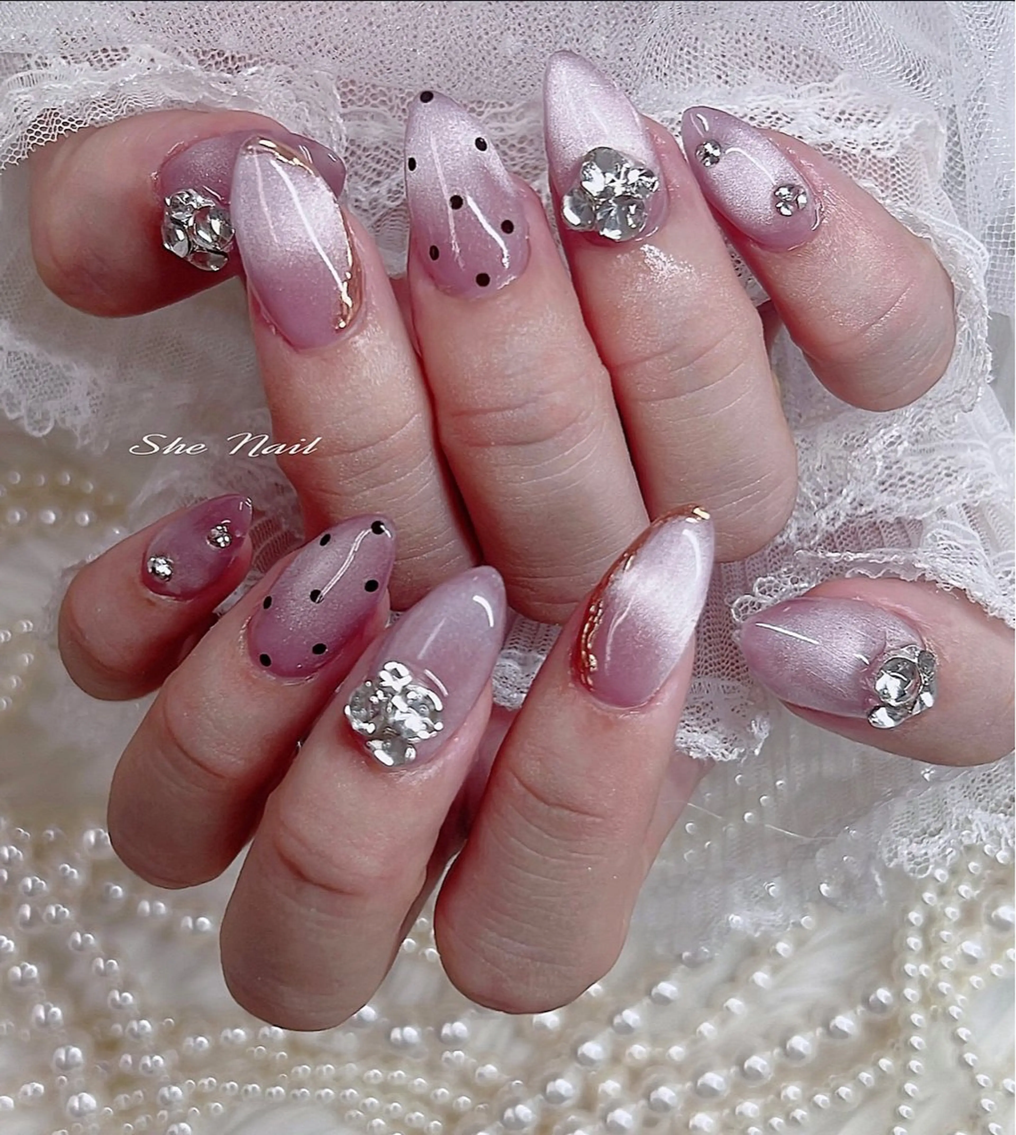 ネイル チークネイル 長さ出し フレンチネイル ガラスフレンチ キラキラネイル ハンドネイル She   Nail所属・ISA_ BELLAのネイルデザイン