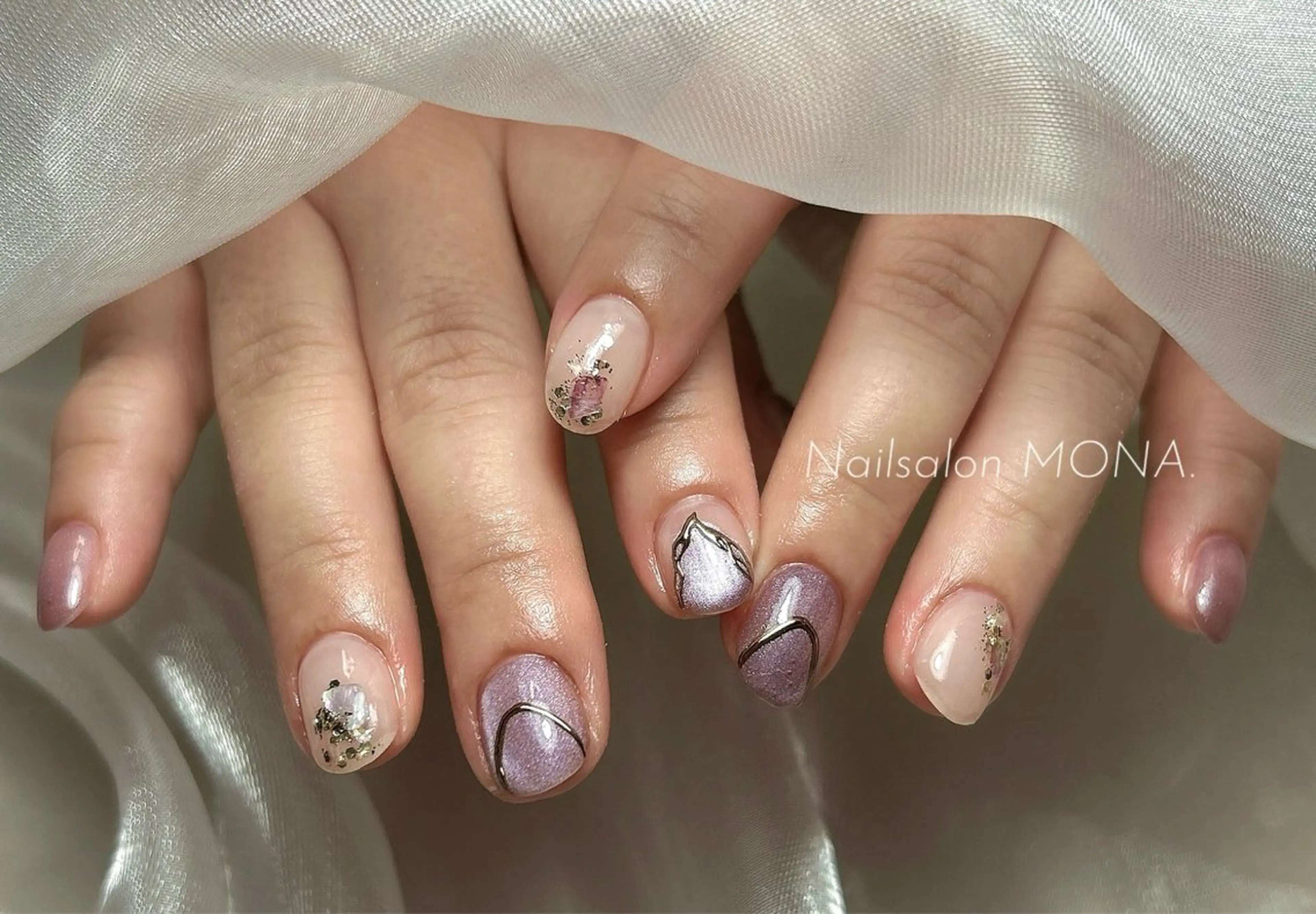 ネイル マグネットネイル ハンドネイル Nailsalon MONA.のネイルデザイン