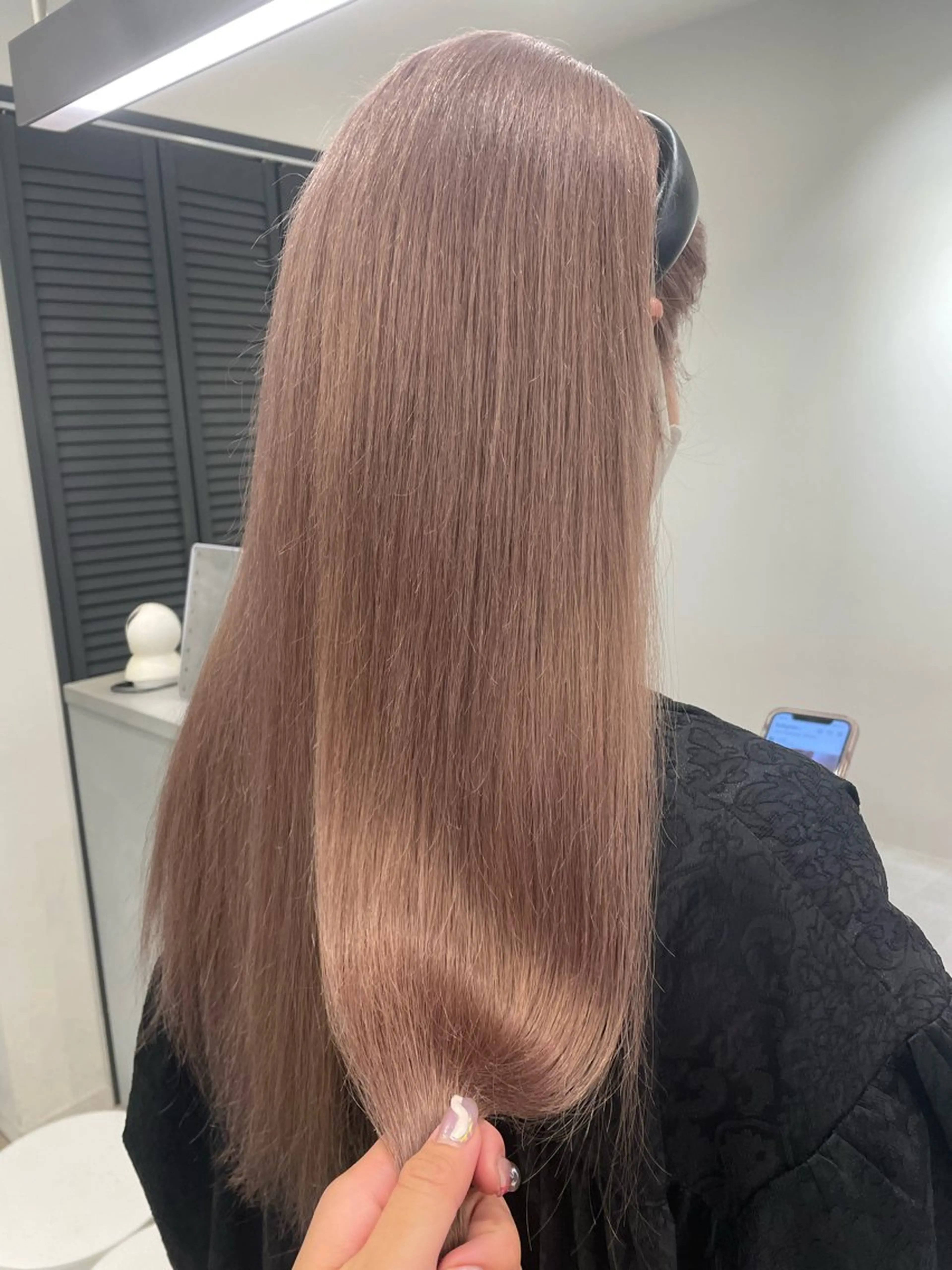 ロング カラー 猪狩 有紗のヘアスタイル