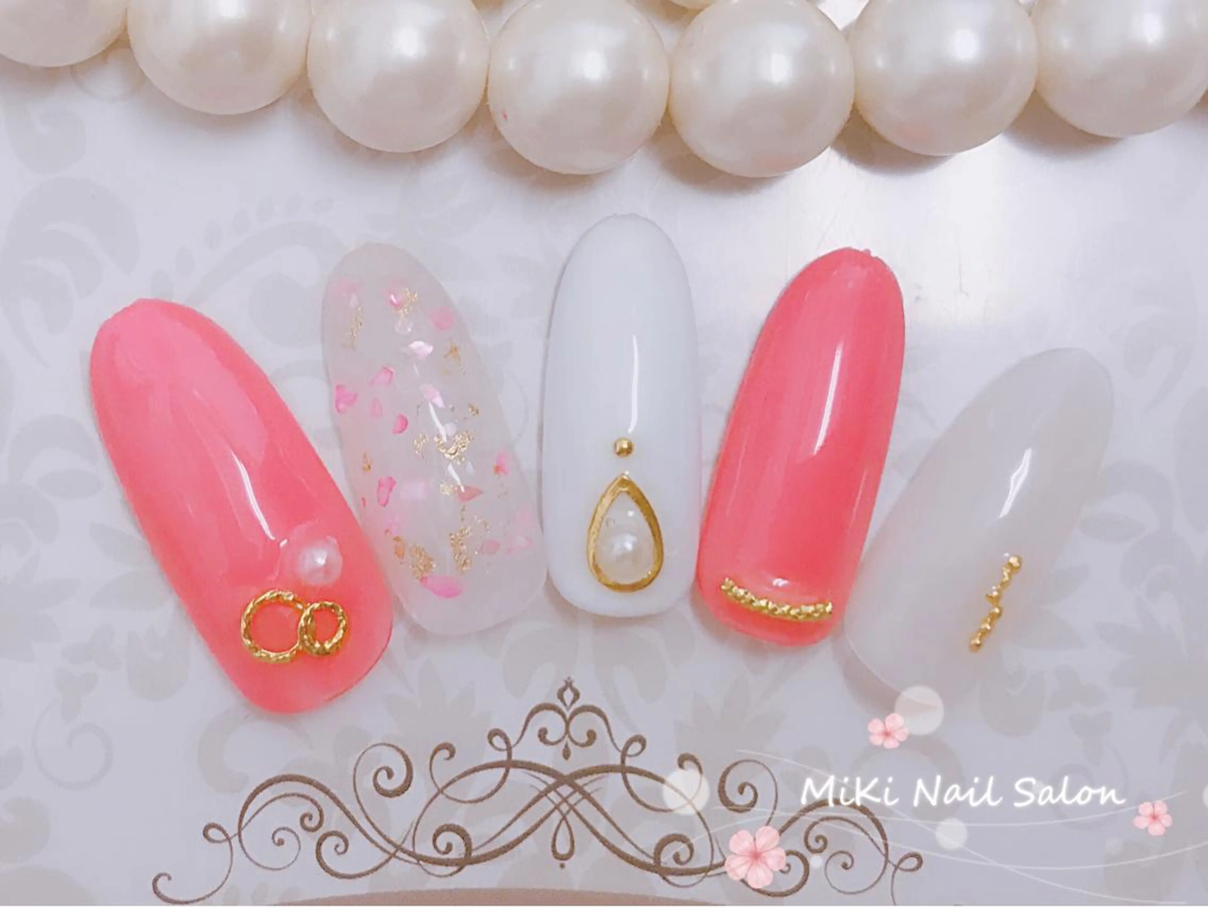 ネイル MiKi Nai池袋 長さだし得意のネイルデザイン