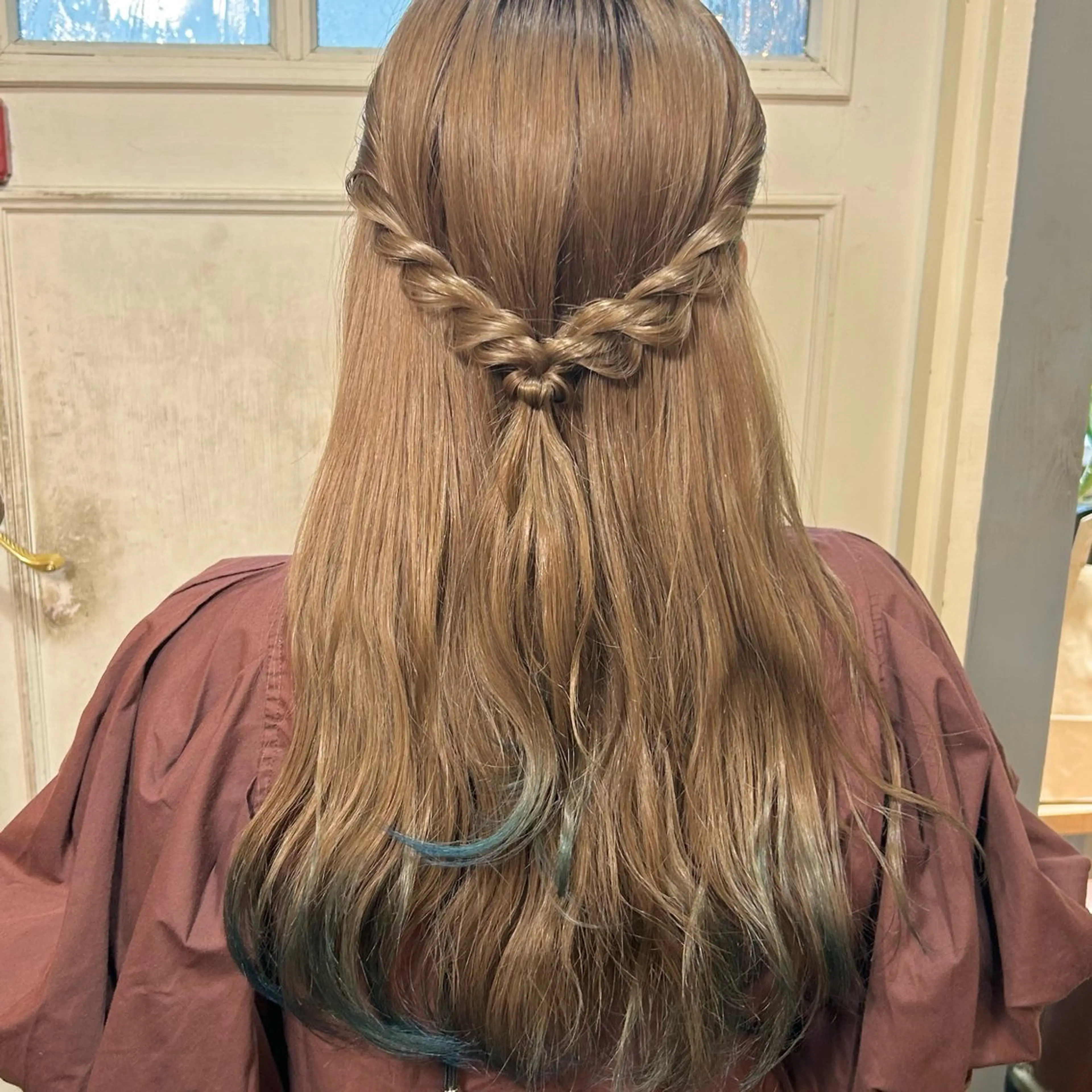 セミロング カラー ヘアアレンジ ハーフアップ デート カット ヘアカラー トリートメント ヘッドスパ BRITS 渡辺 菜々子のヘアスタイル